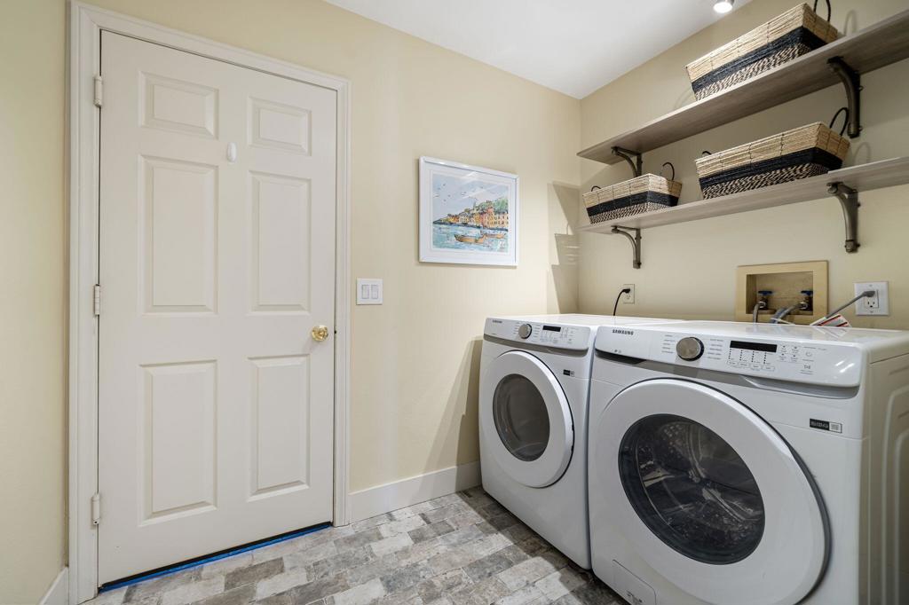 79835 Horseshoe Road