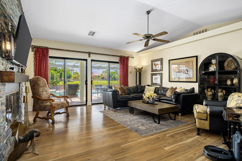 79835 Horseshoe Road