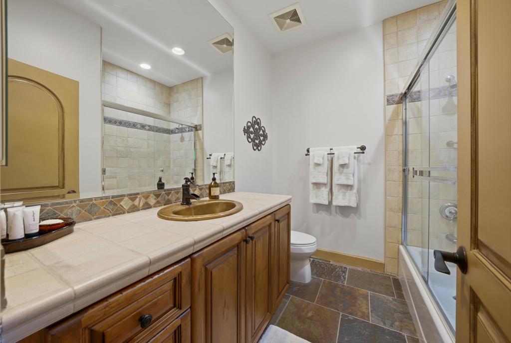 55495 Medalist Drive