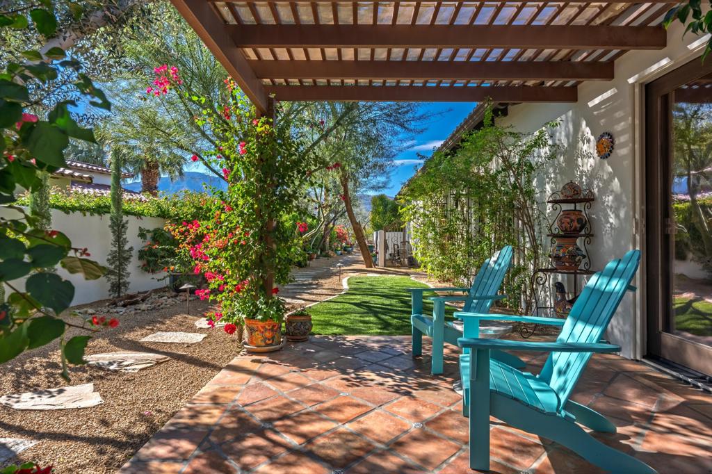 55495 Medalist Drive