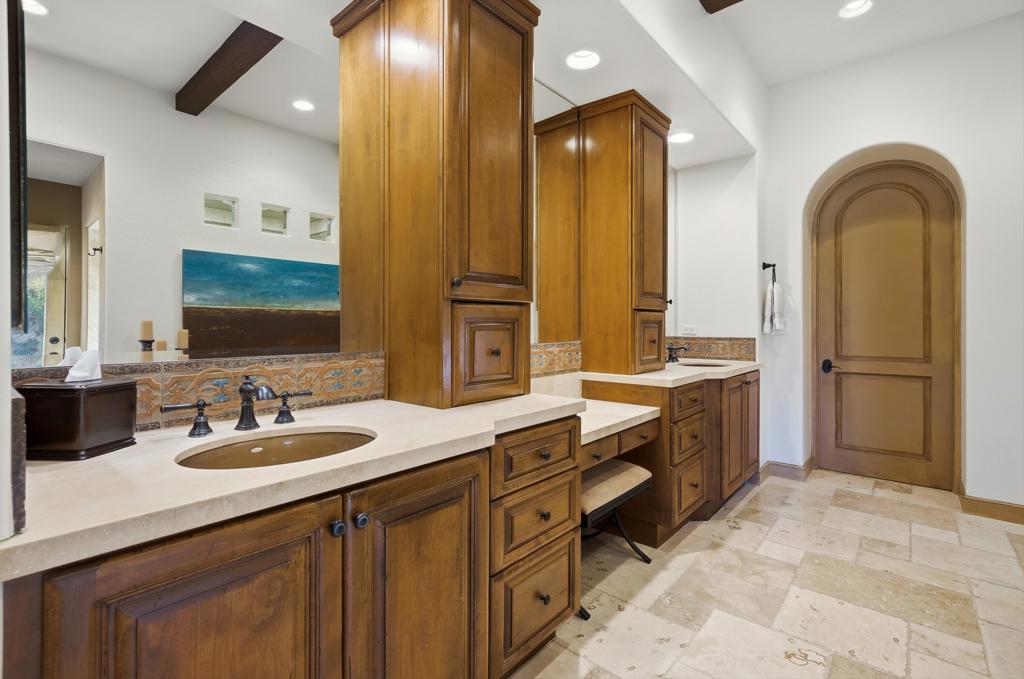 55495 Medalist Drive