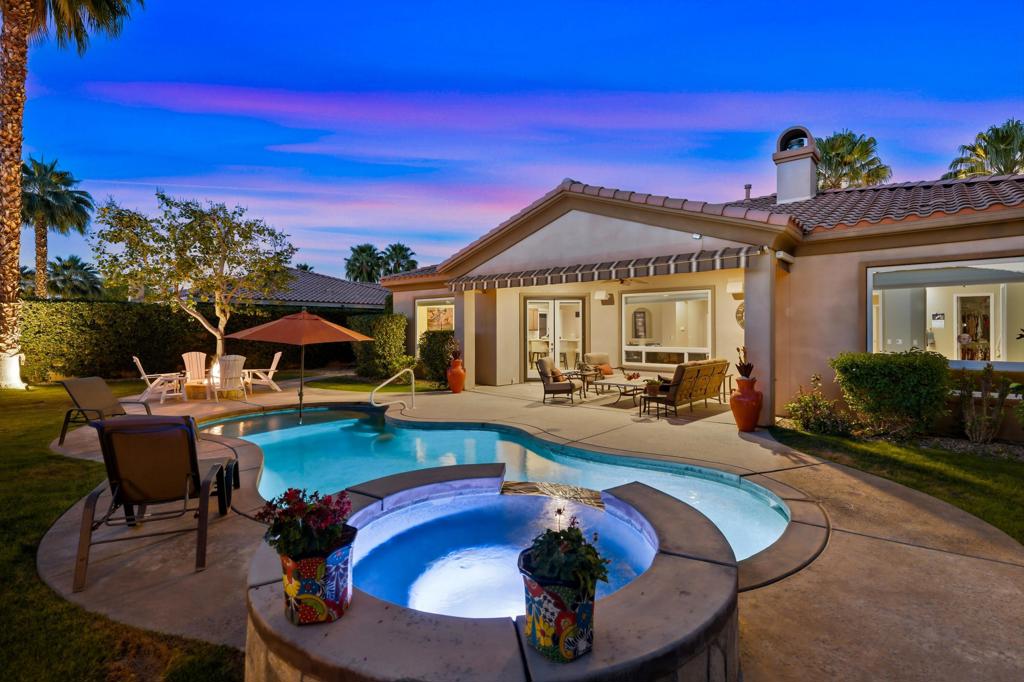 52313 Whispering Way