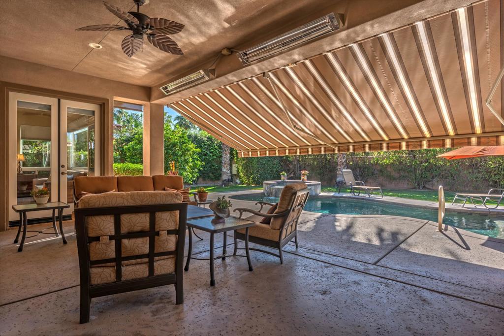 52313 Whispering Way