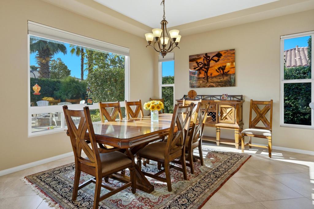 52313 Whispering Way