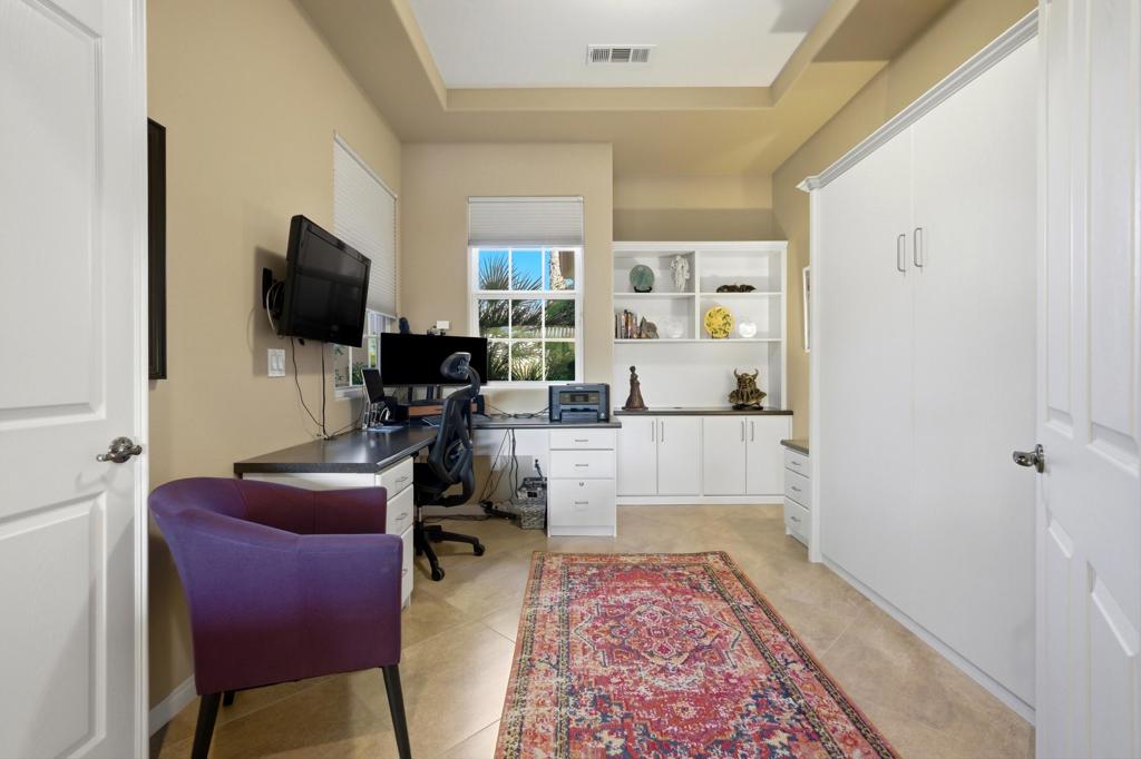 52313 Whispering Way