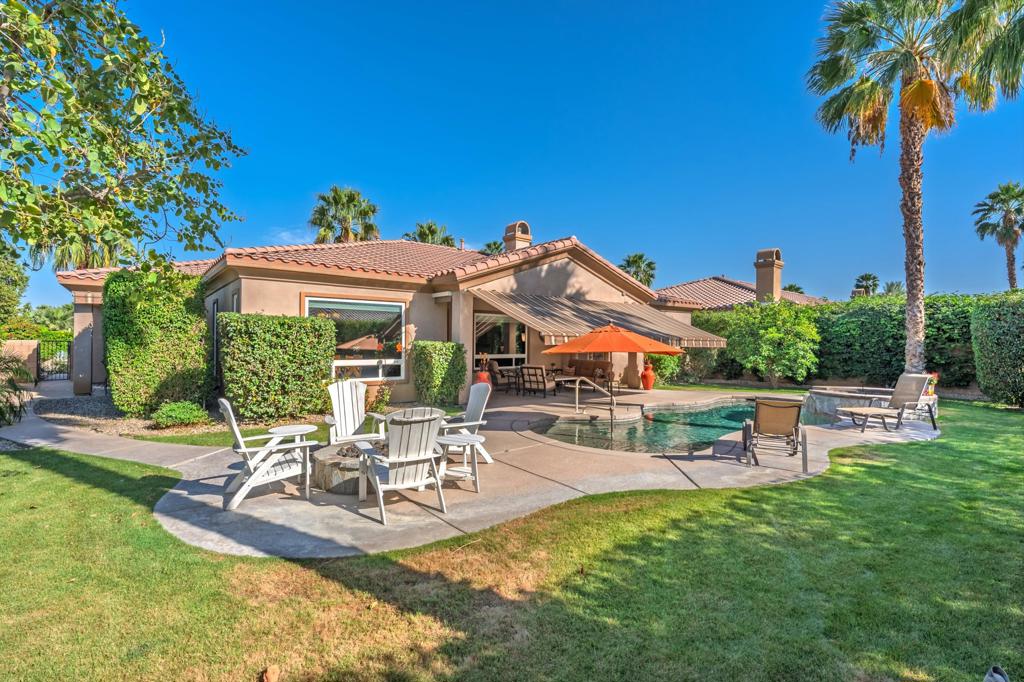 52313 Whispering Way