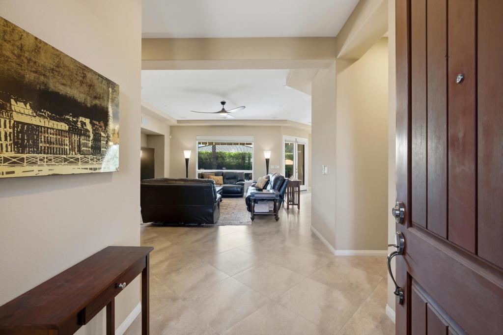 52313 Whispering Way