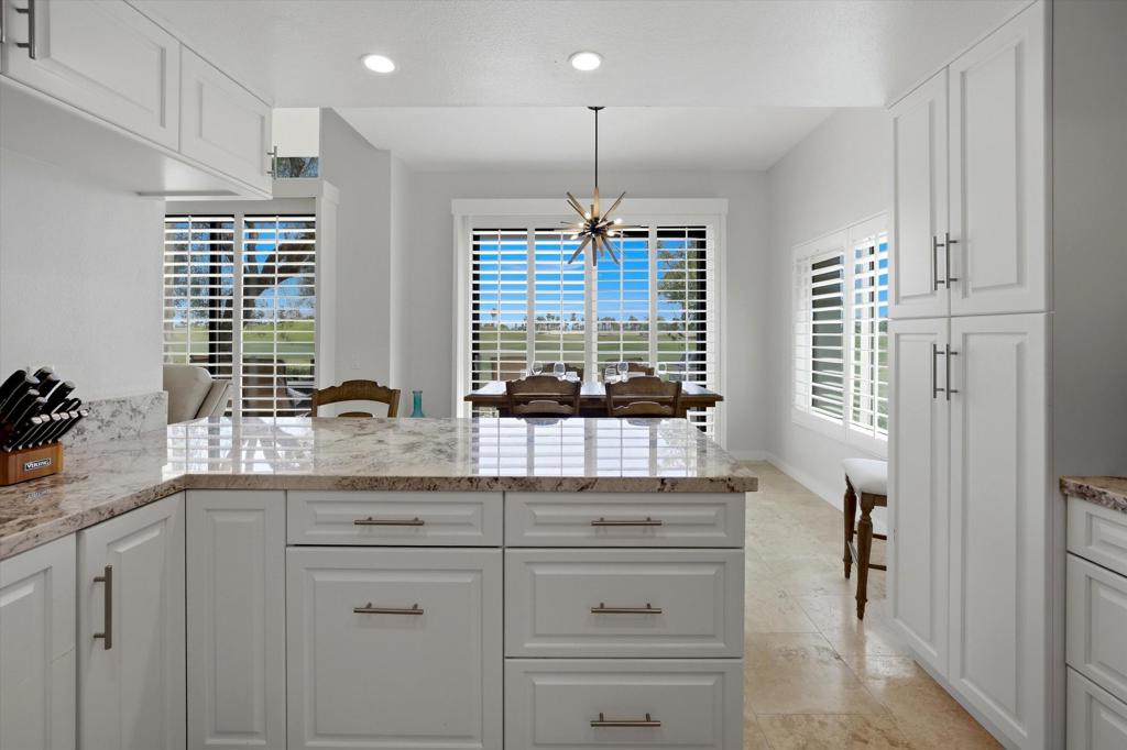 55080 Oak Tree A17
