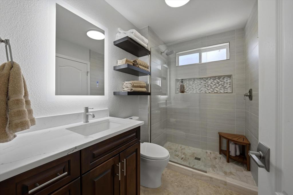 55080 Oak Tree A17