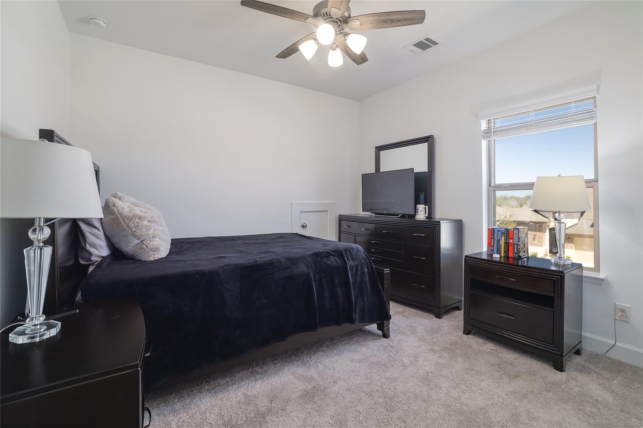 102 Fortuna CT