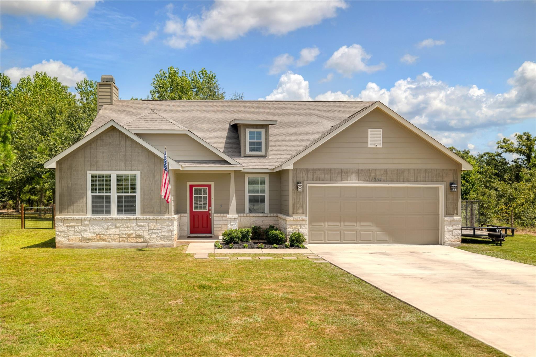 254 CARDINAL LOOP
