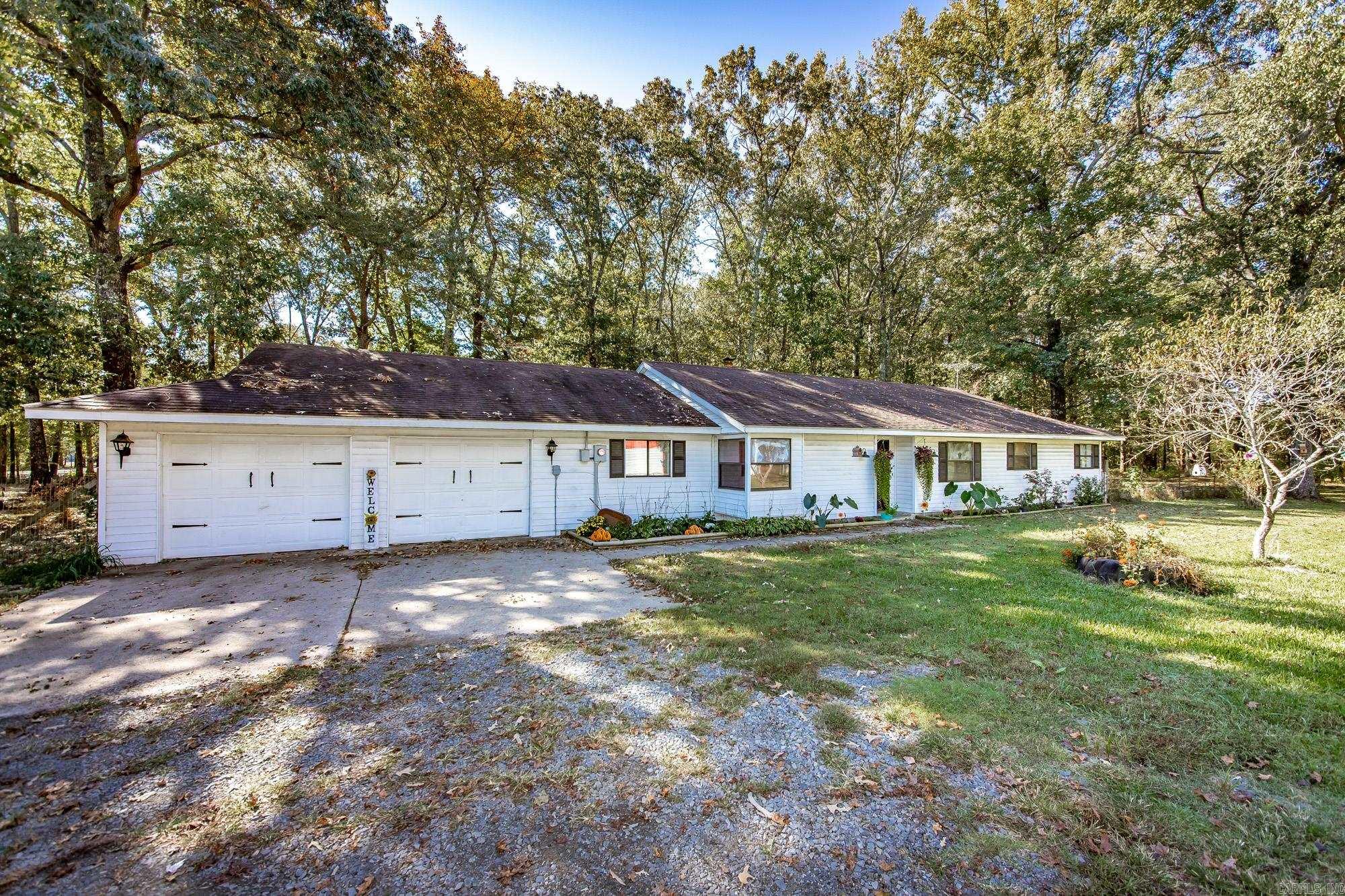 197 Jones Loop