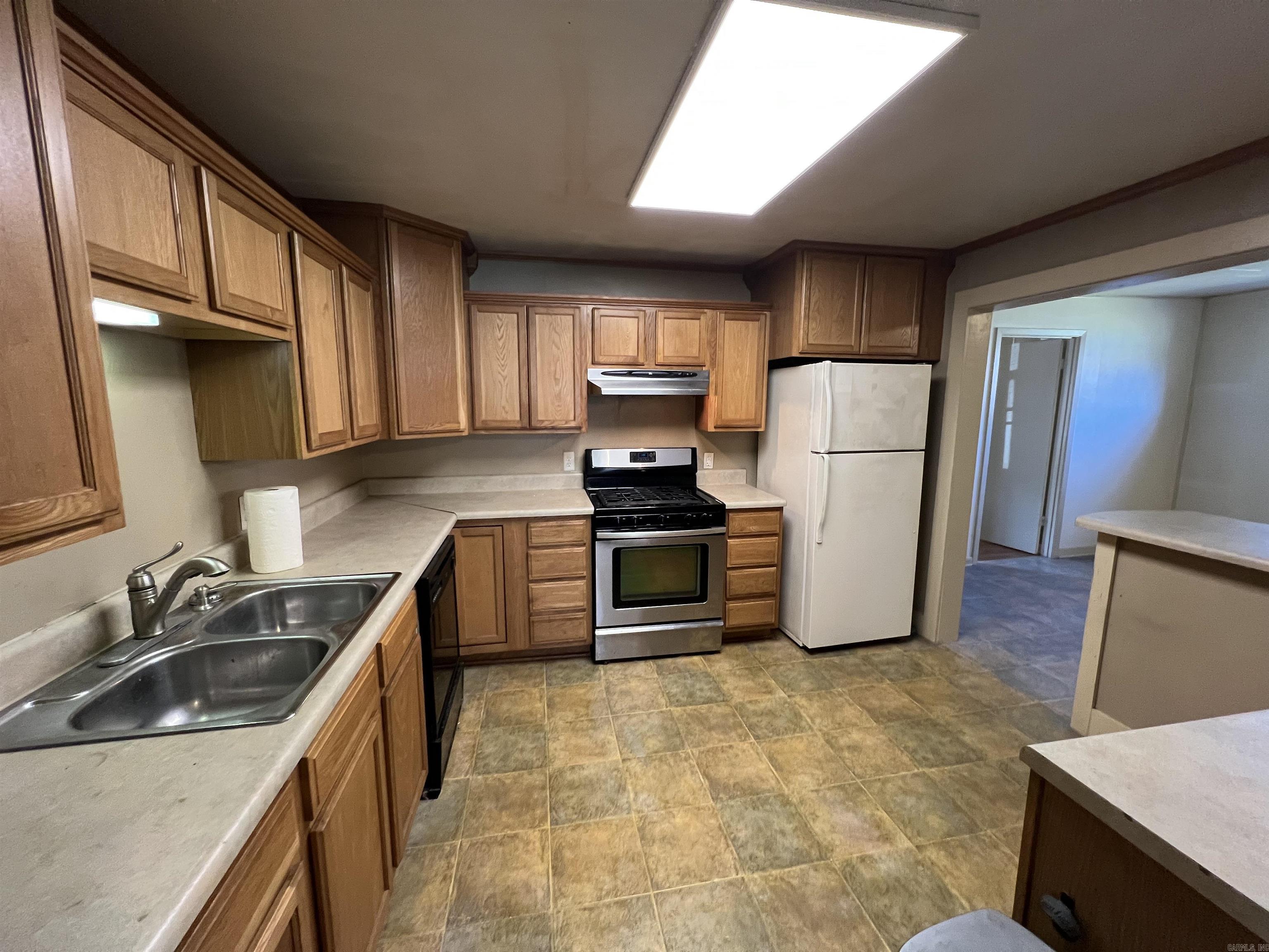 1408 Tulip Ave
