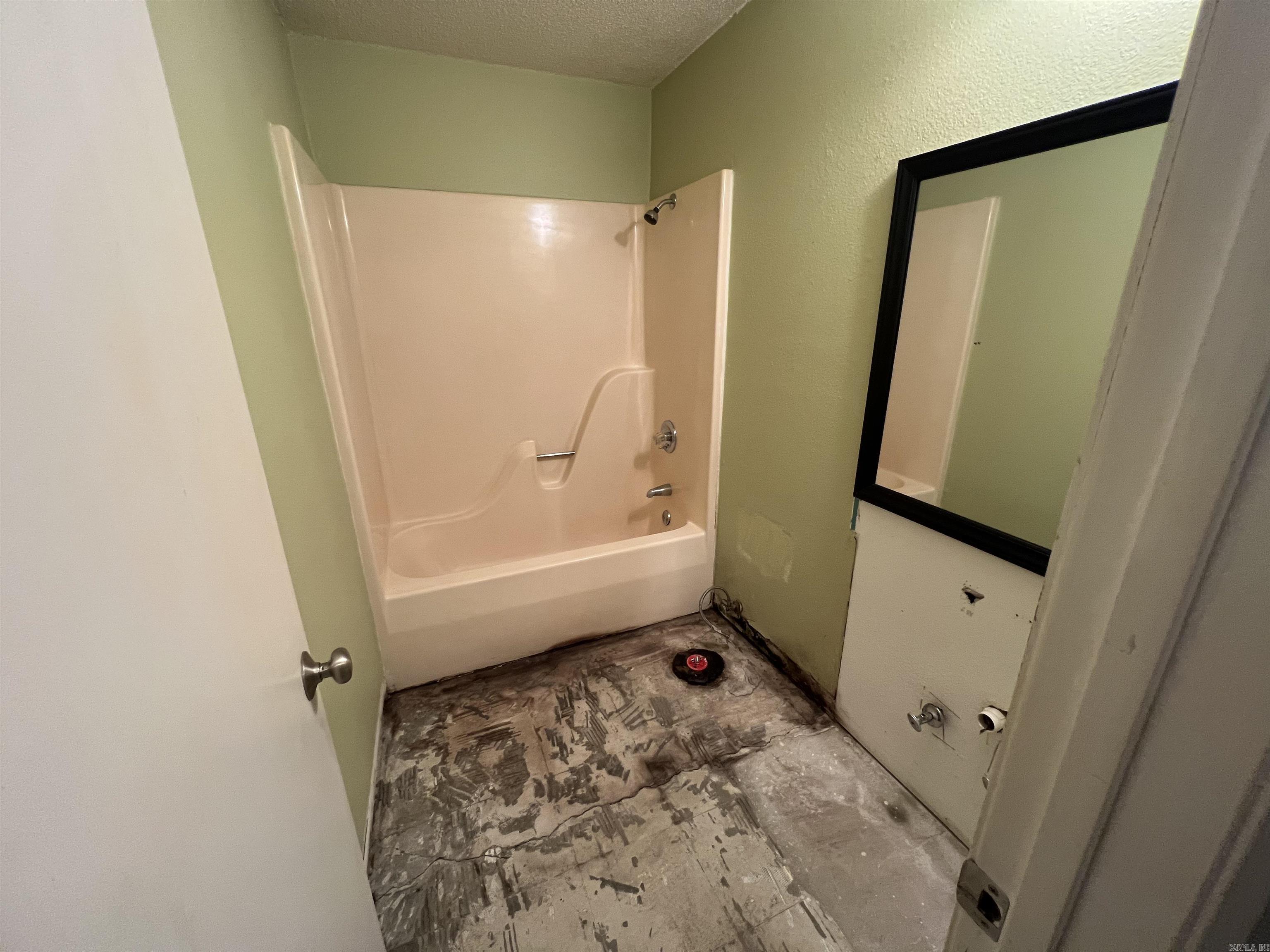 128 Field Crest Dr