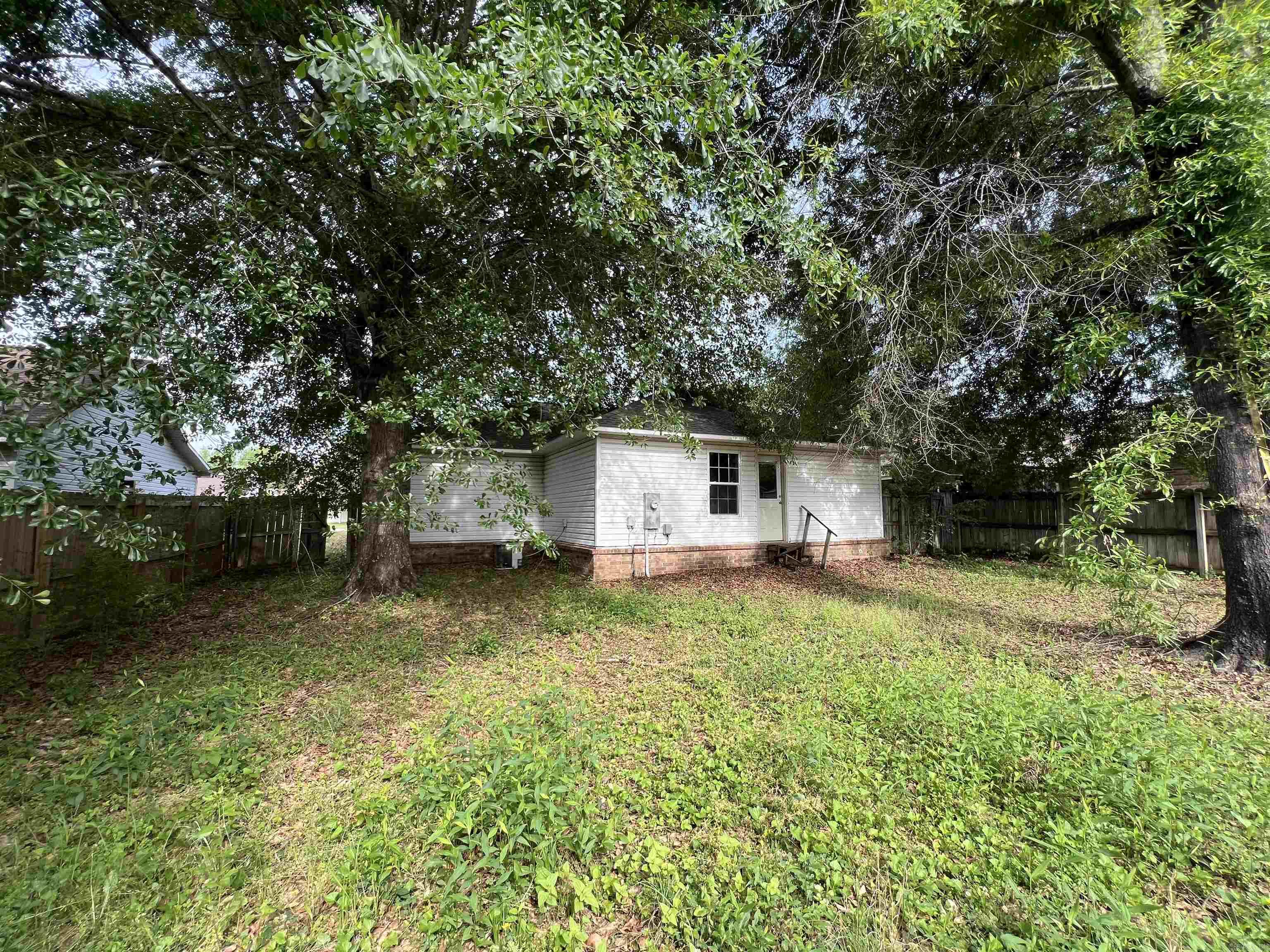 128 Field Crest Dr