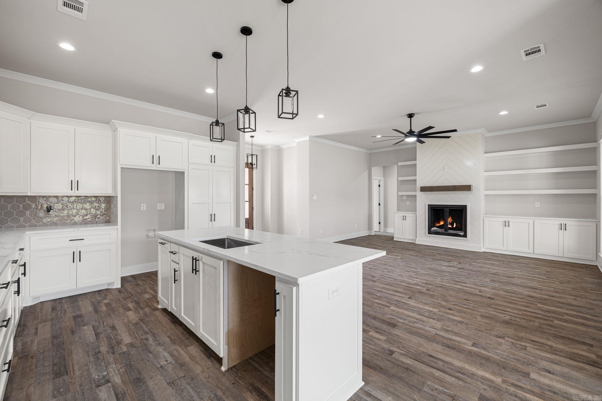 1237 Curlin Court