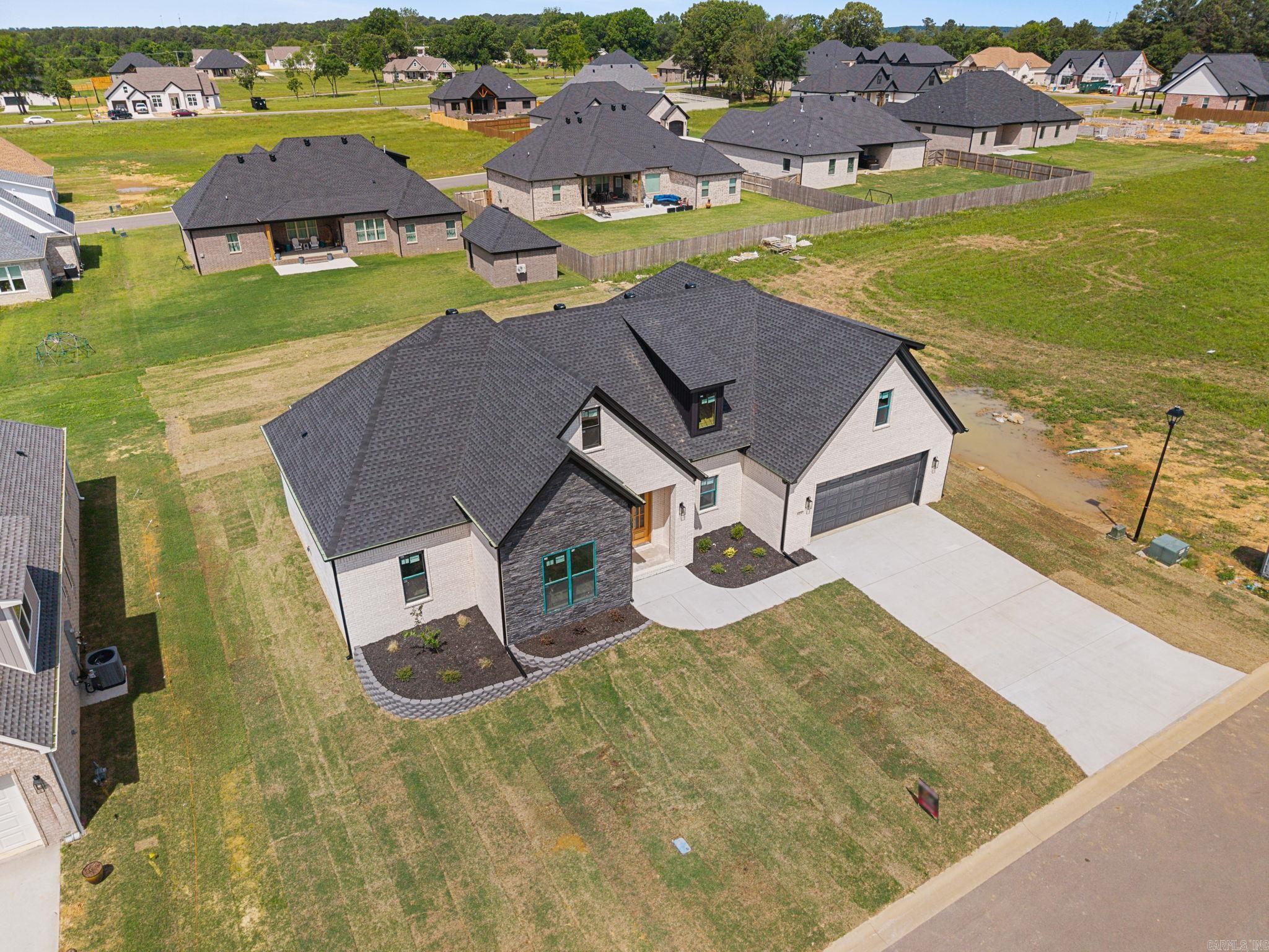 1237 Curlin Court