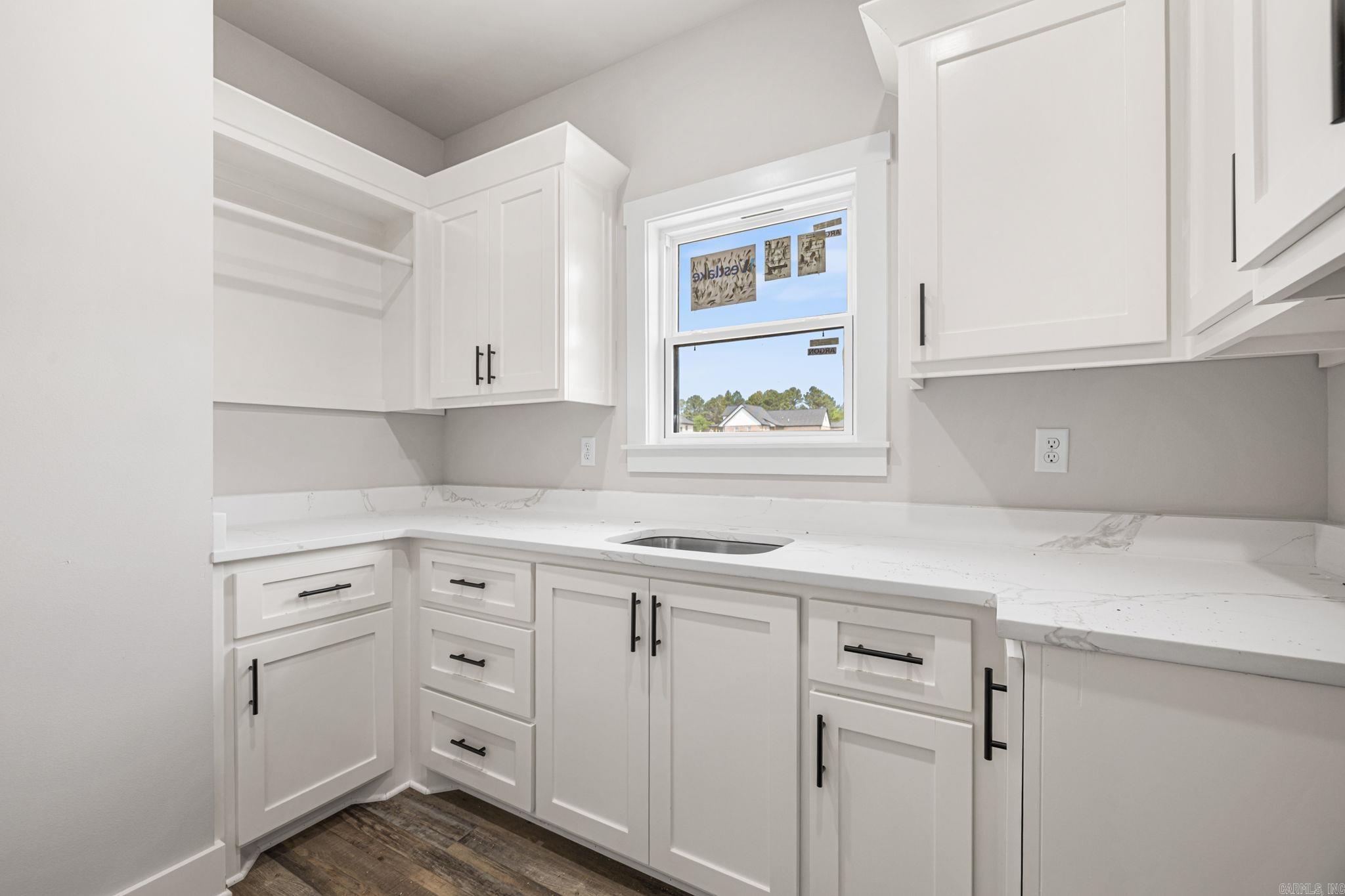 1237 Curlin Court