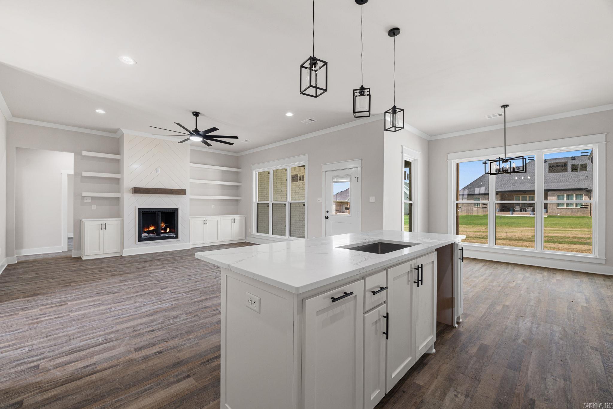1237 Curlin Court