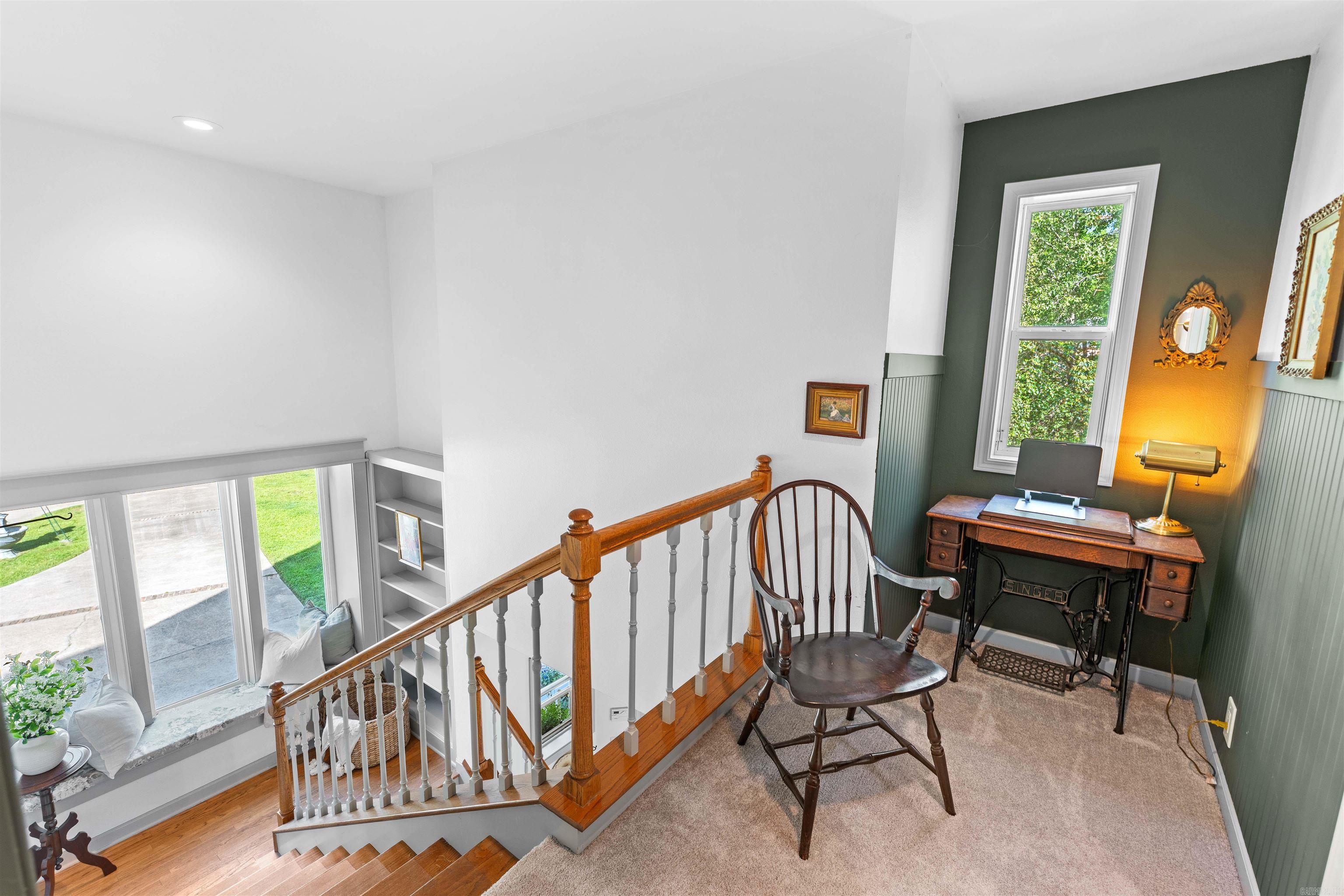 1079 Hillsboro Cir