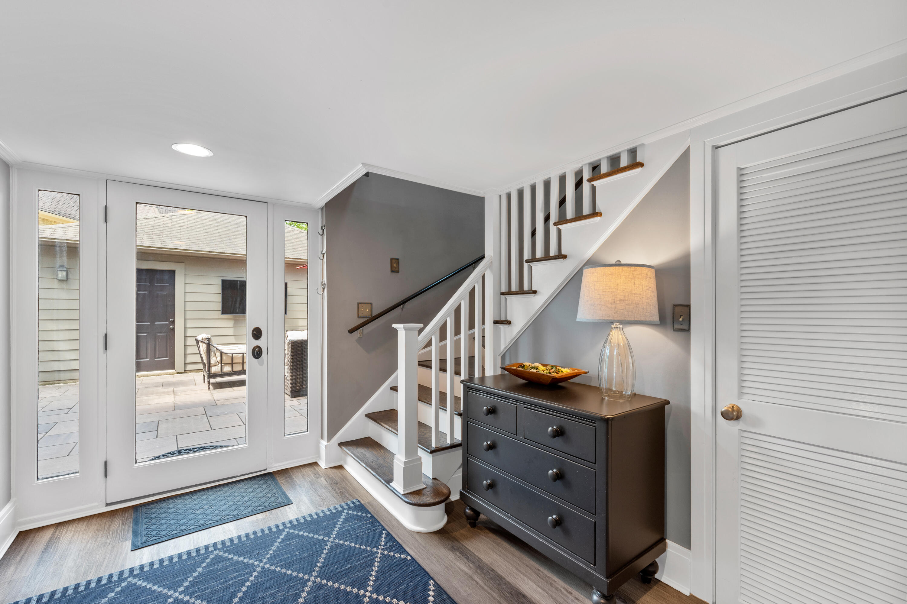 5519 N Lake Dr Whitefish Bay