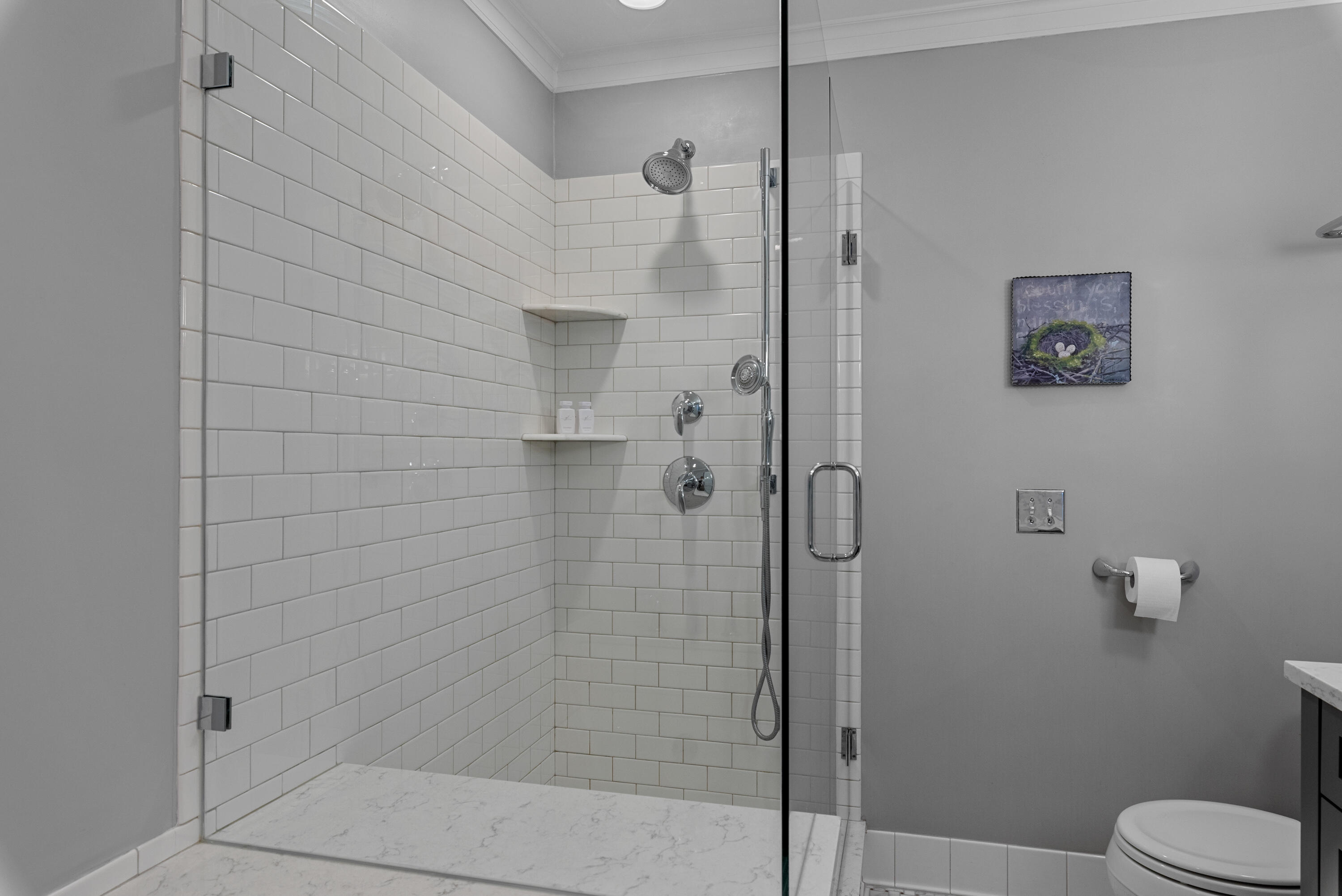 5519 N Lake Dr Whitefish Bay