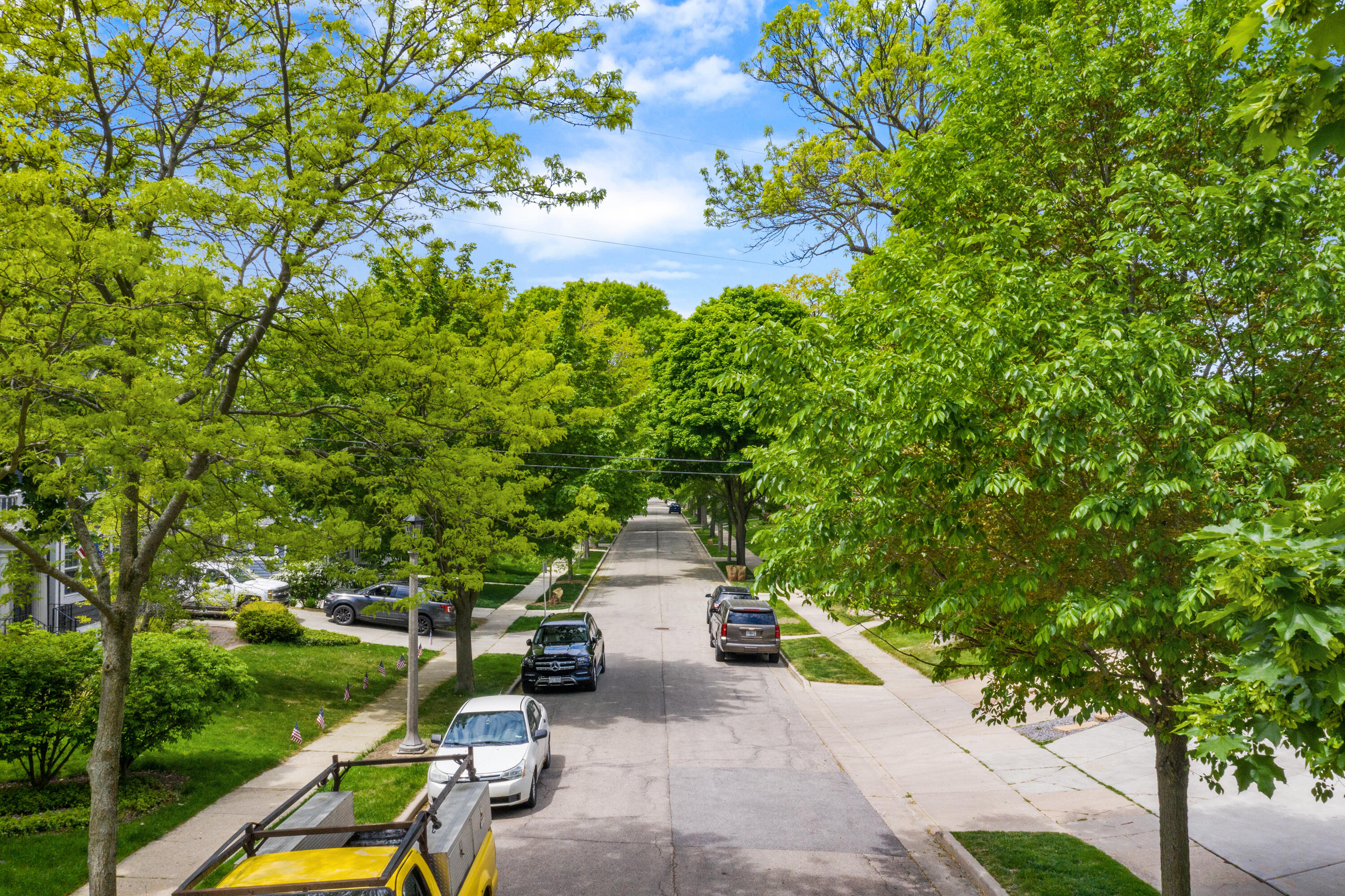 5519 N Lake Dr Whitefish Bay