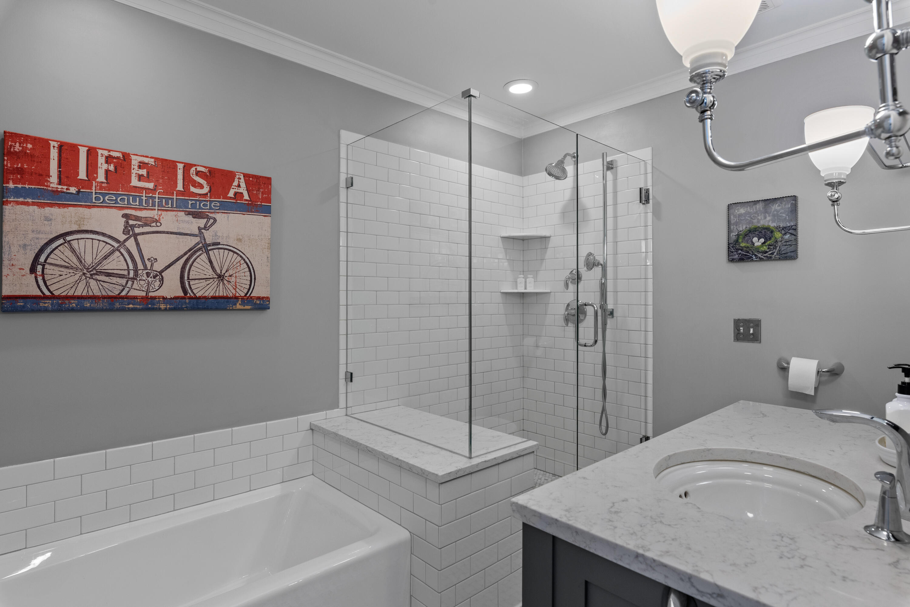 5519 N Lake Dr Whitefish Bay