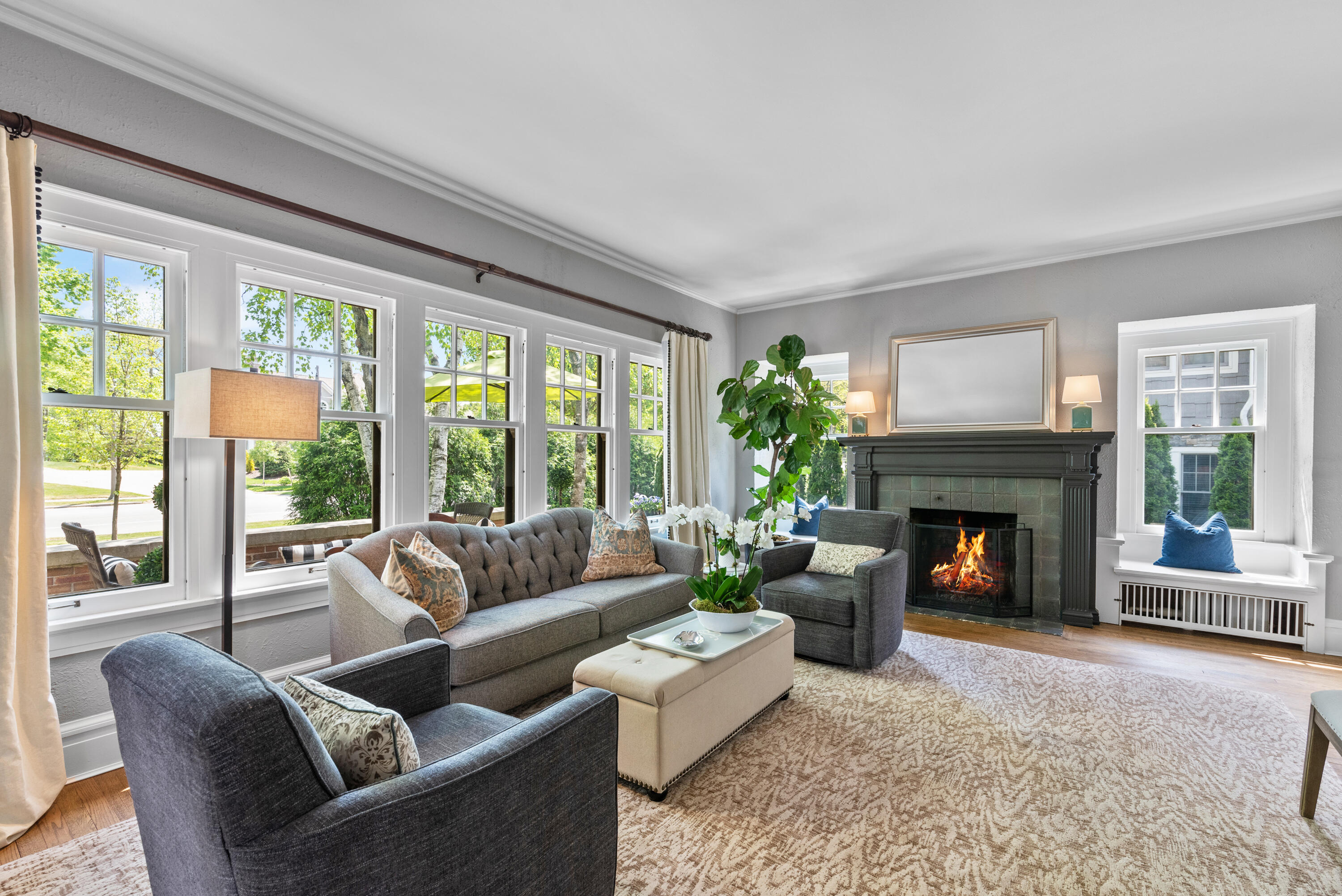 5519 N Lake Dr Whitefish Bay