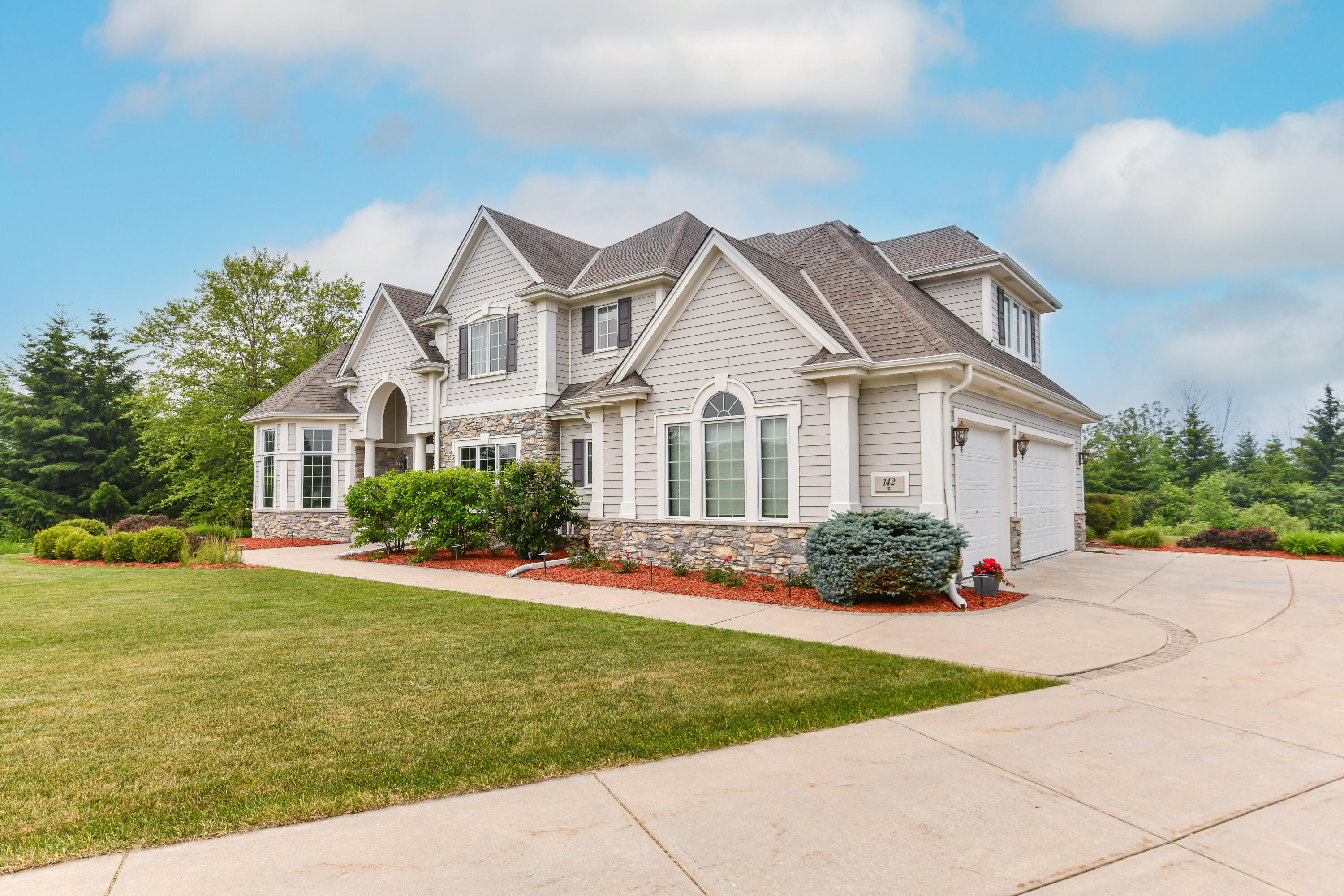 142 Preserve Ct