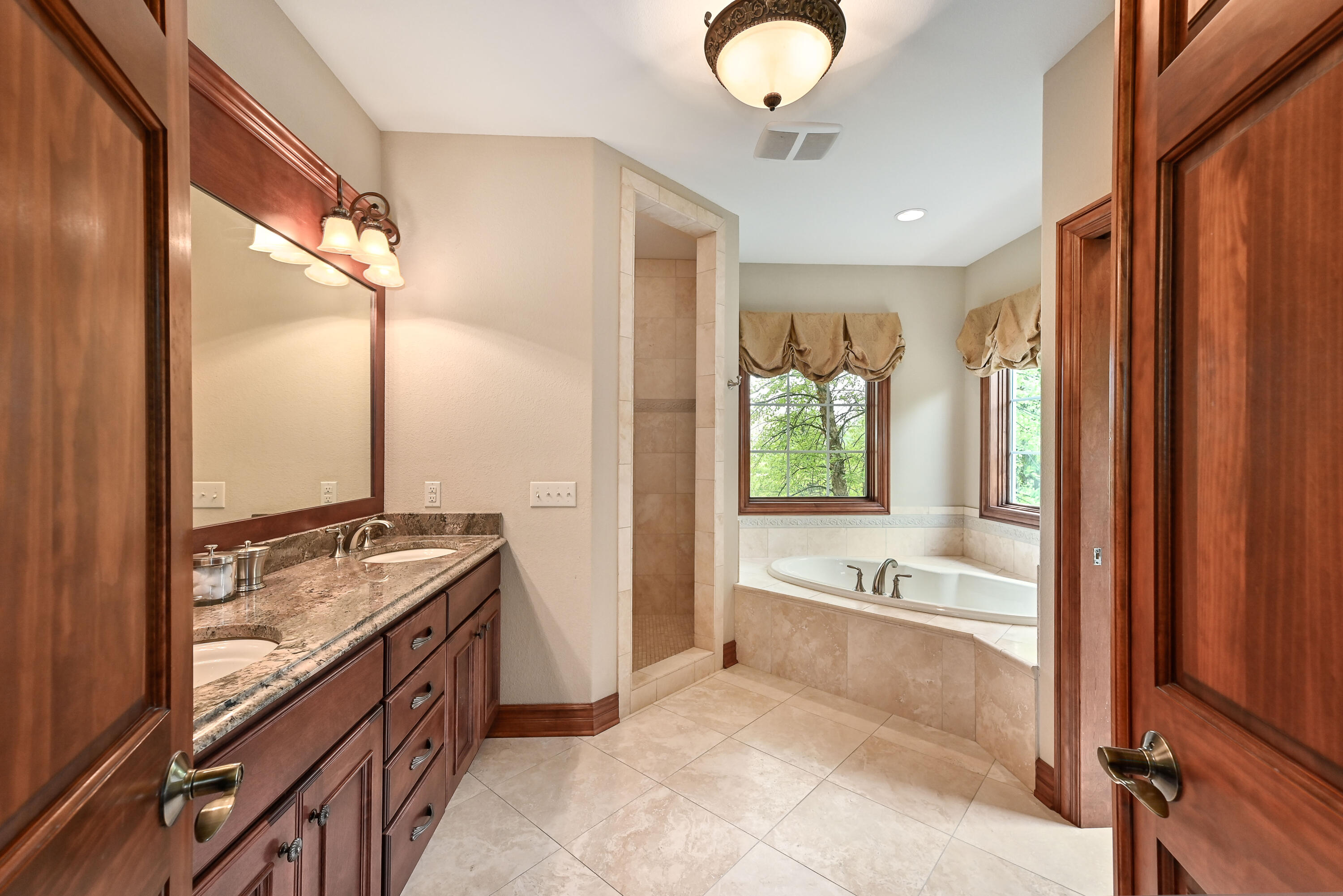 142 Preserve Ct