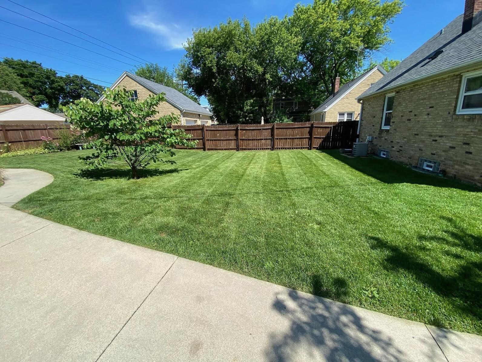 3629 S 84th St, Milwaukee