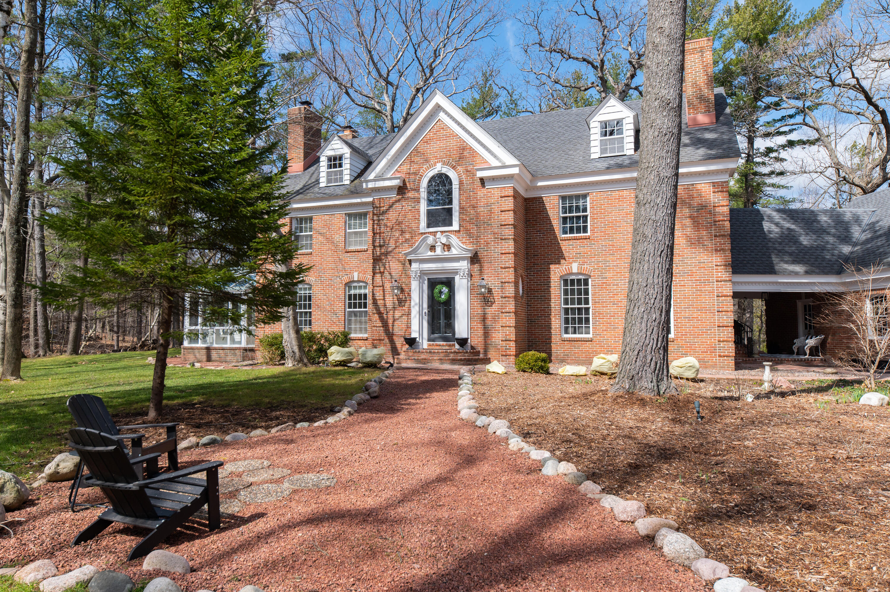 500 E Juniper Ct