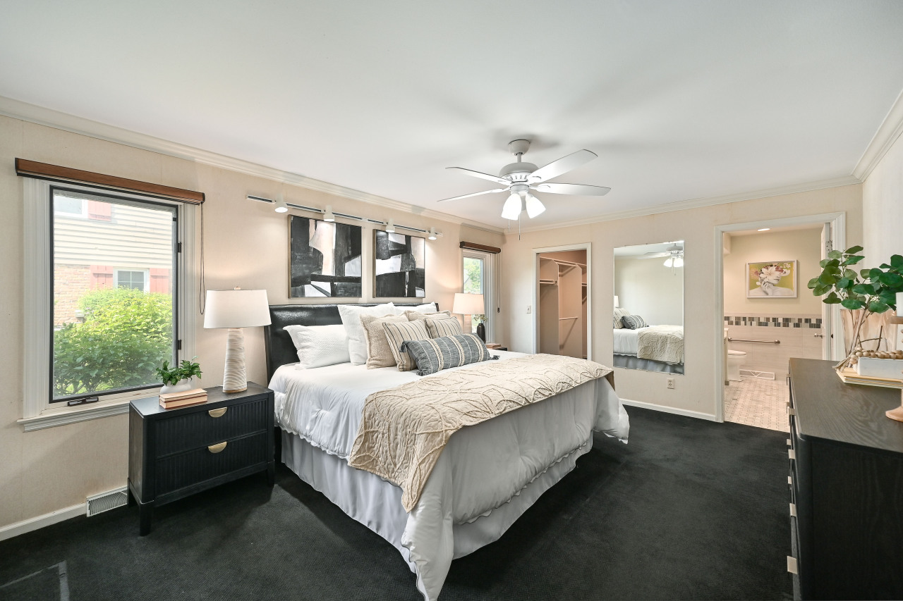 East Mequon Condo located near Golf Course