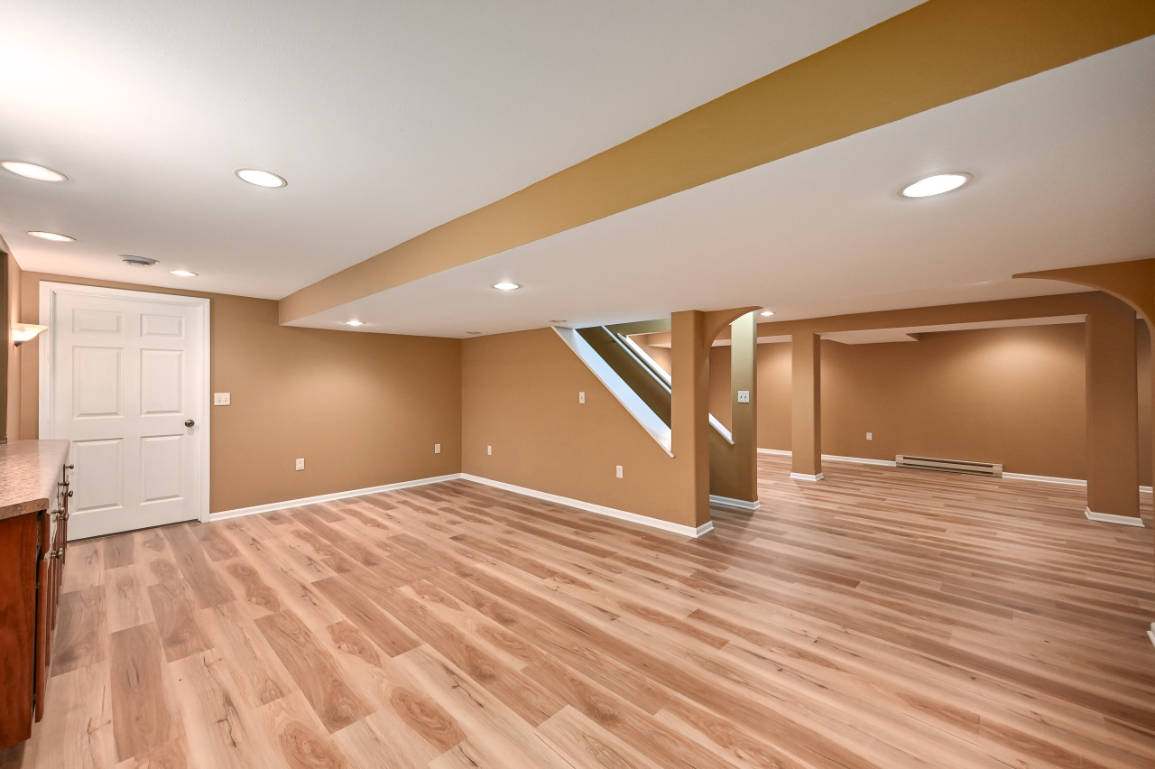 East Mequon Condo located near Golf Course