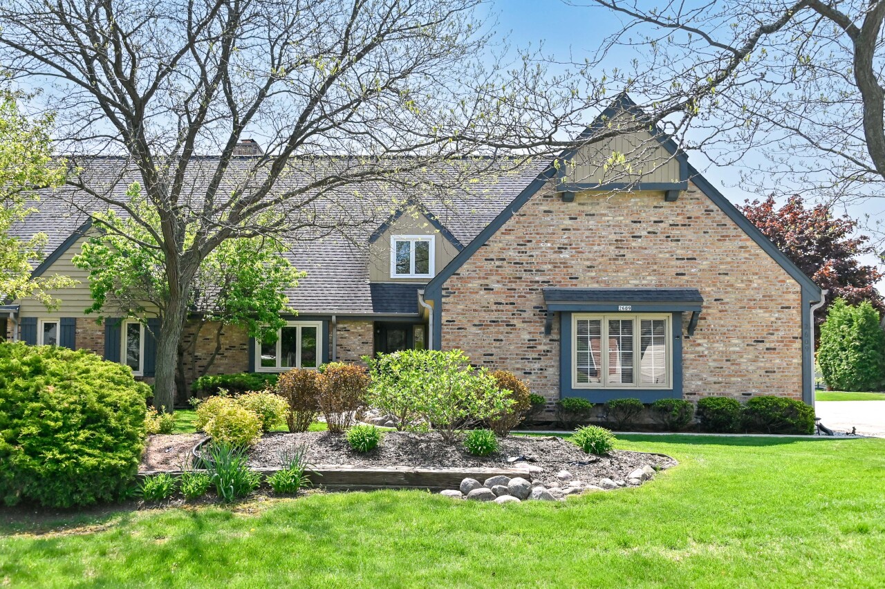 East Mequon Condo located near Golf Course