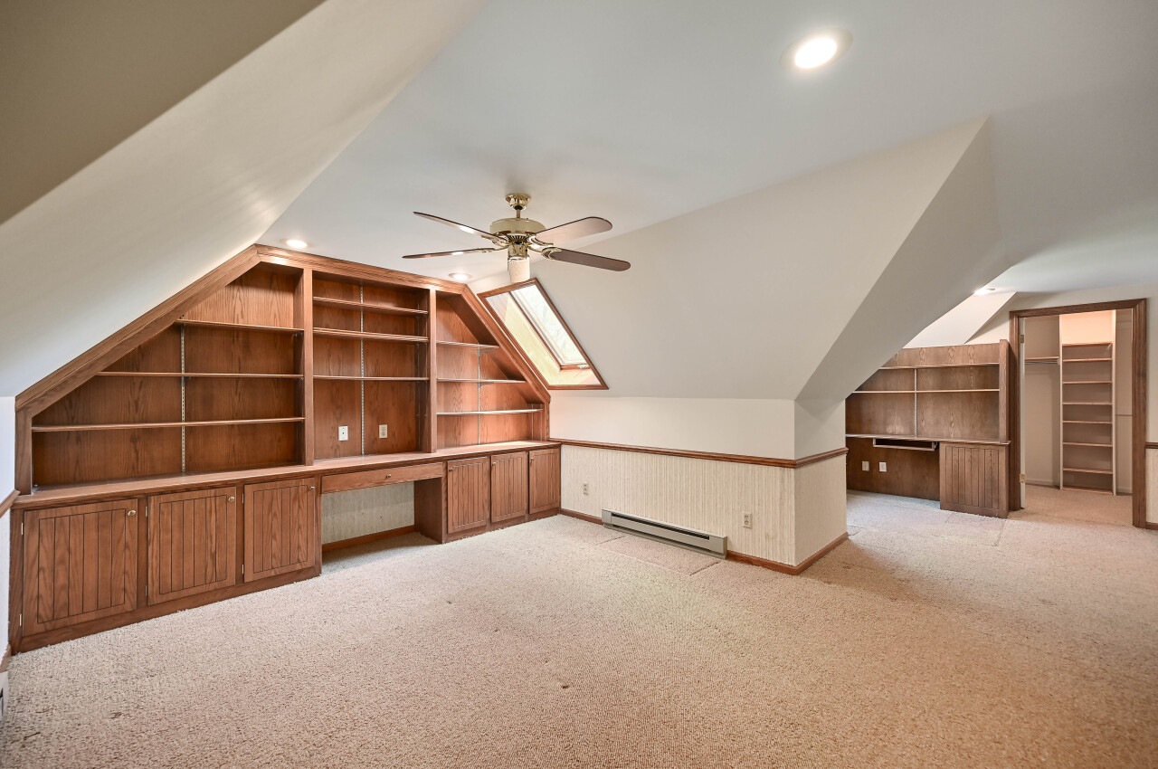 East Mequon Condo located near Golf Course