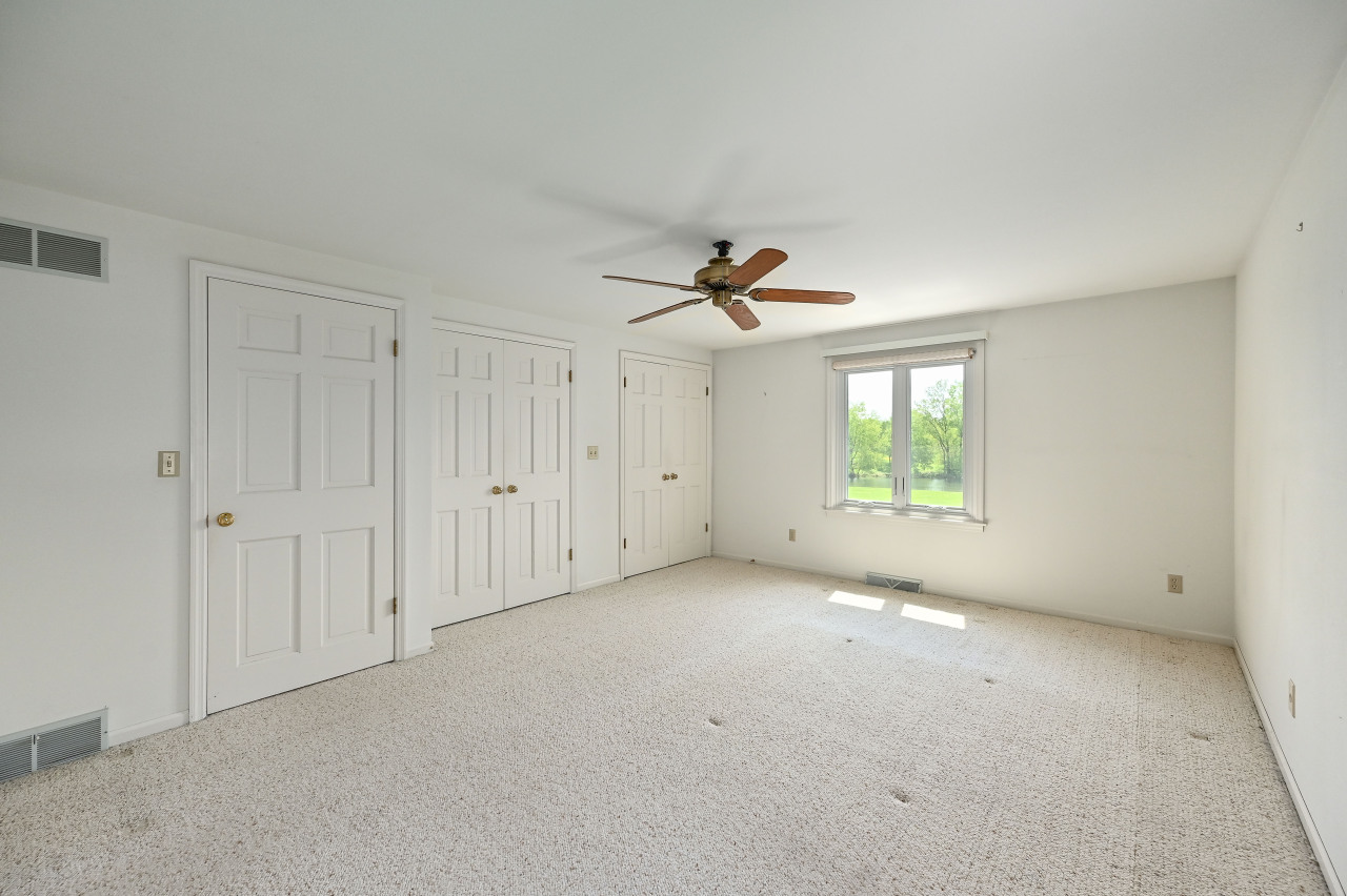 East Mequon Condo located near Golf Course