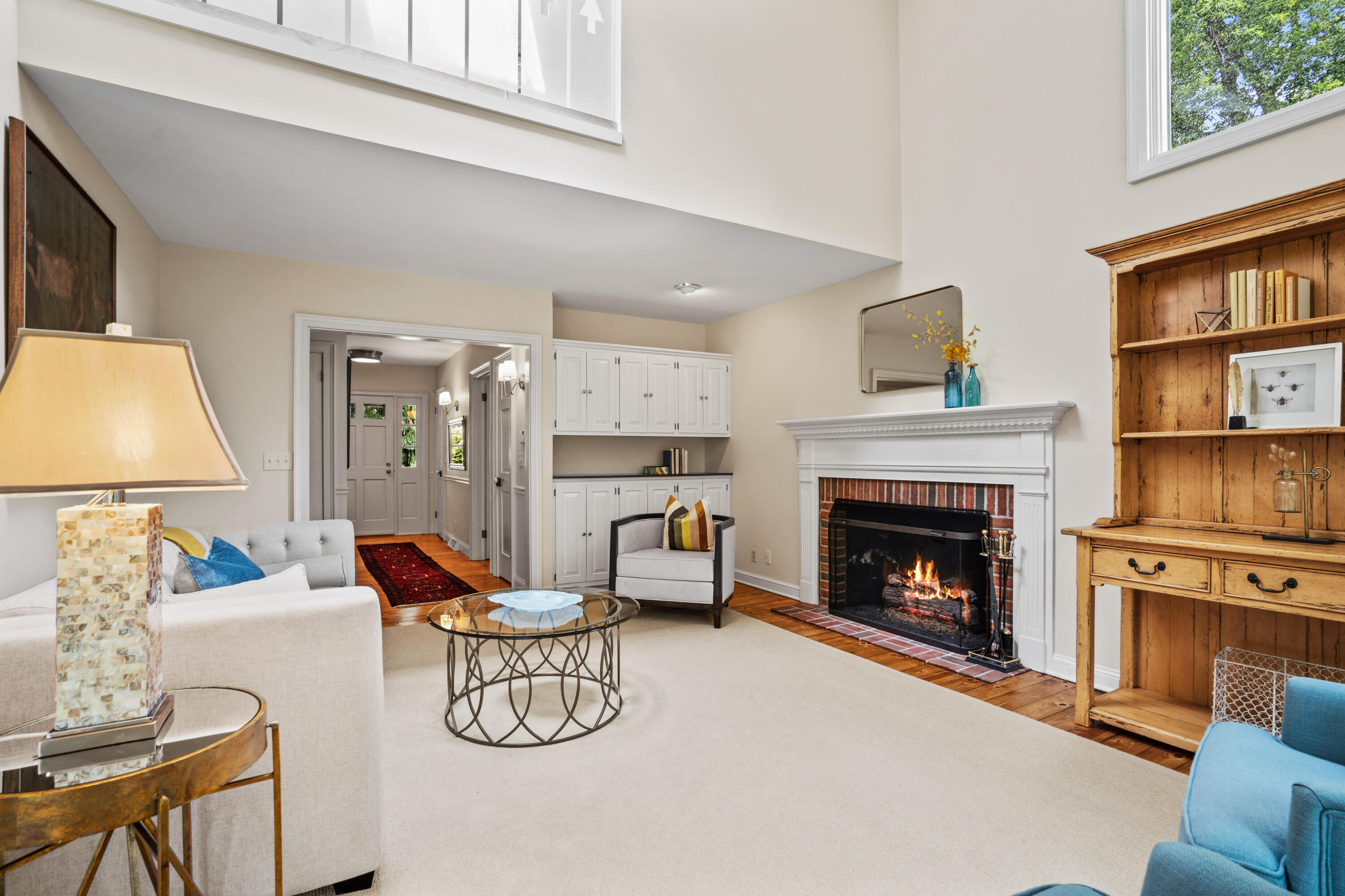 425 W Appletree Ct