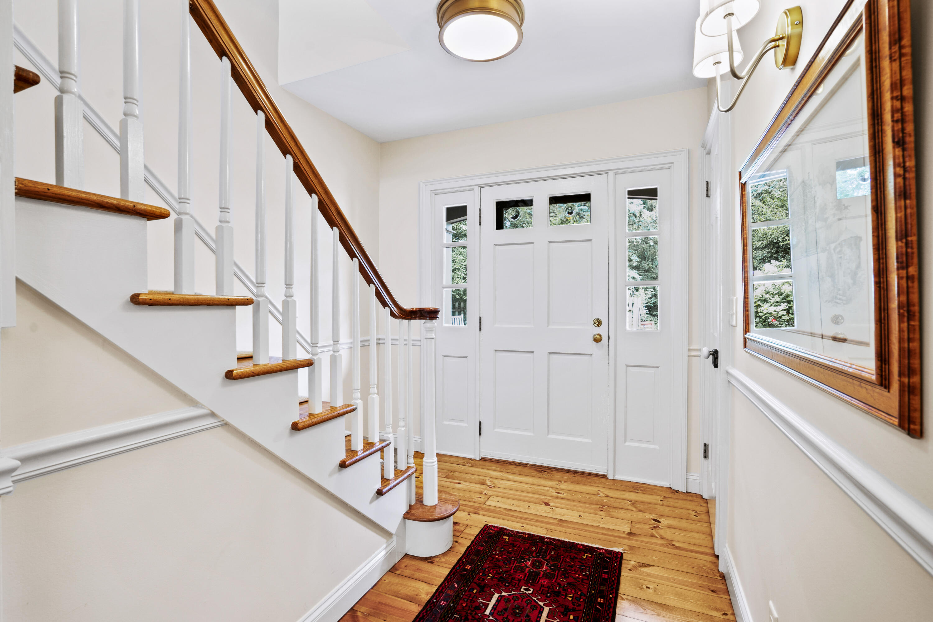 425 W Appletree Ct