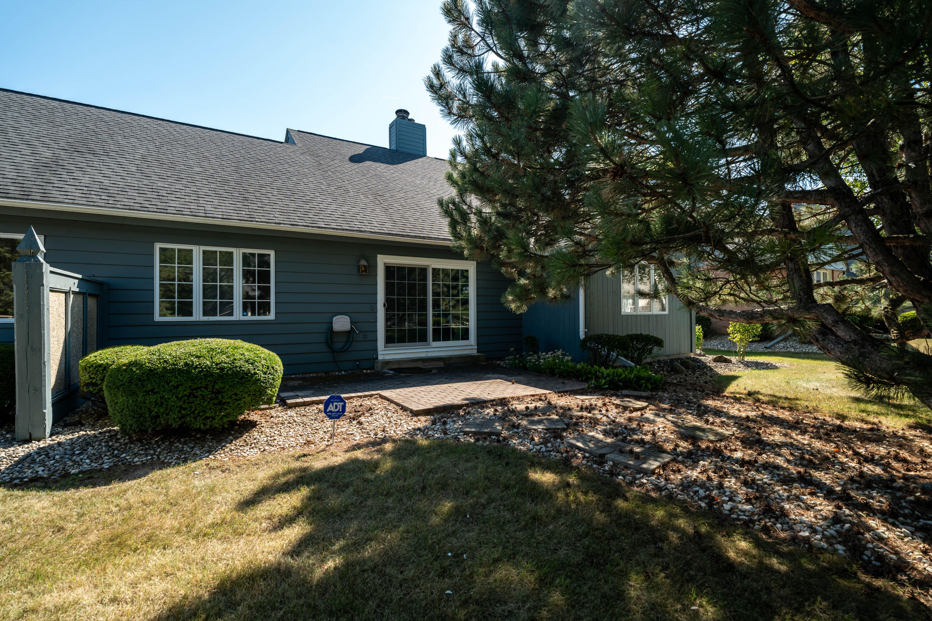 2324 W Cumberland Ct