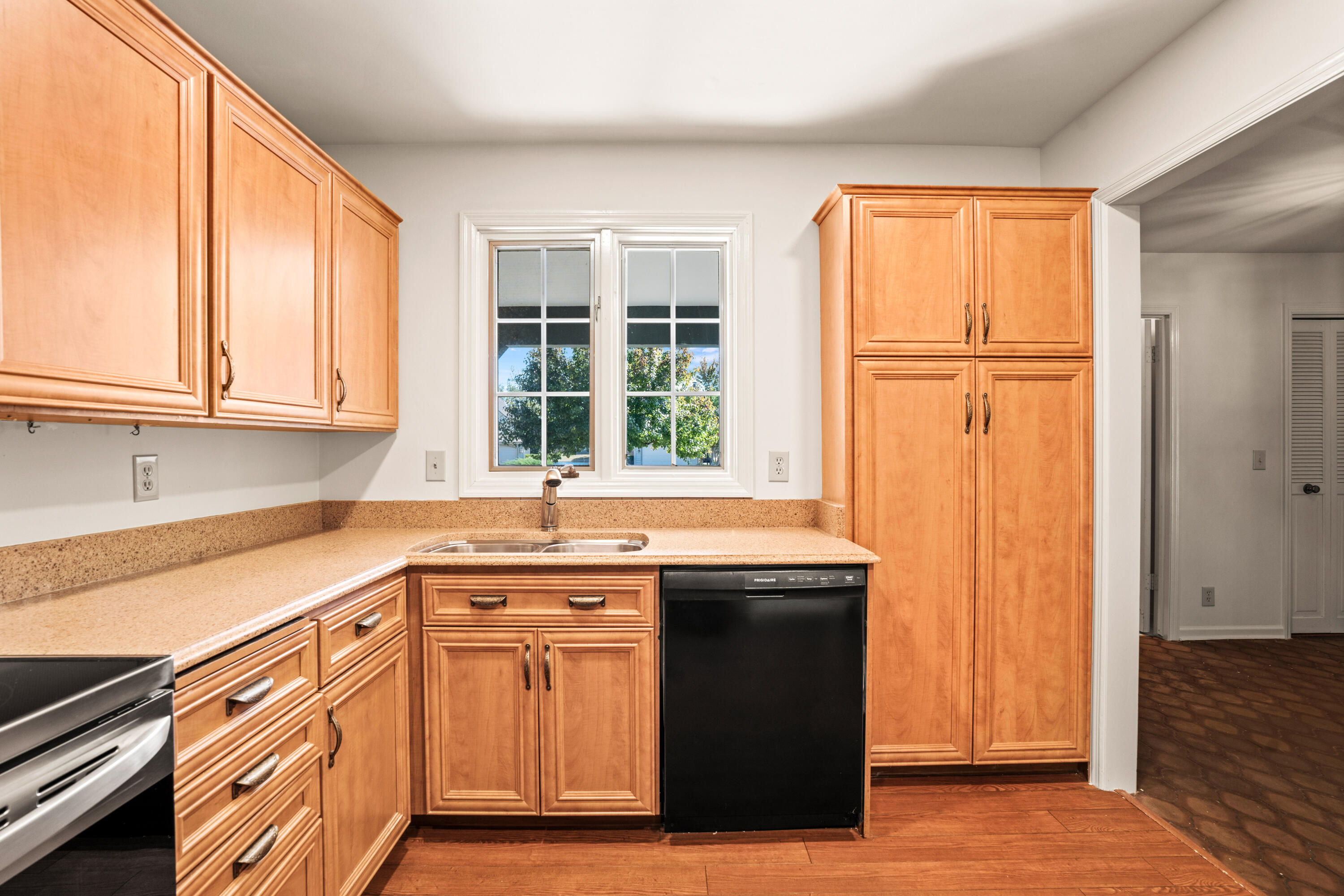2324 W Cumberland Ct