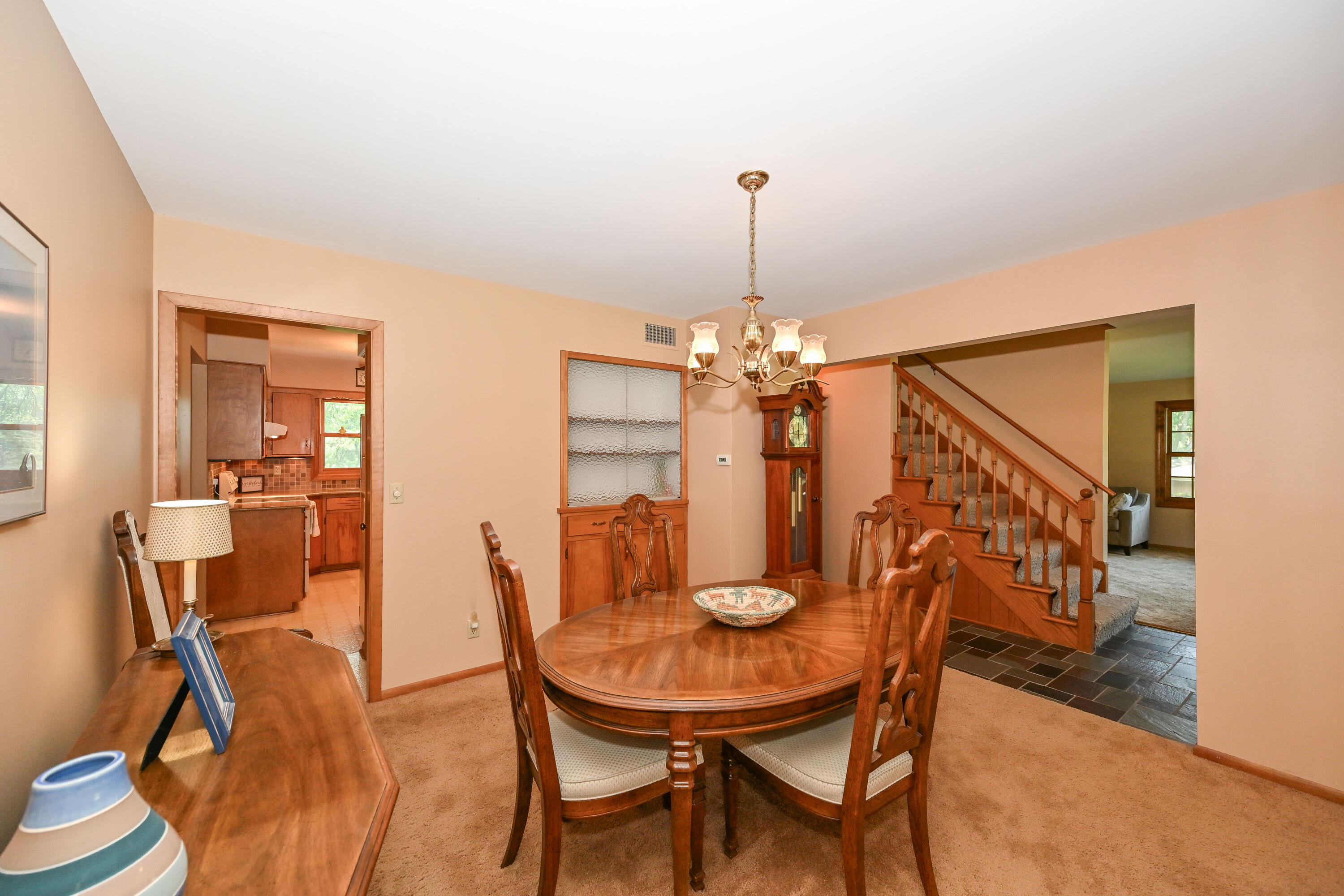 8081 Fielding Ln