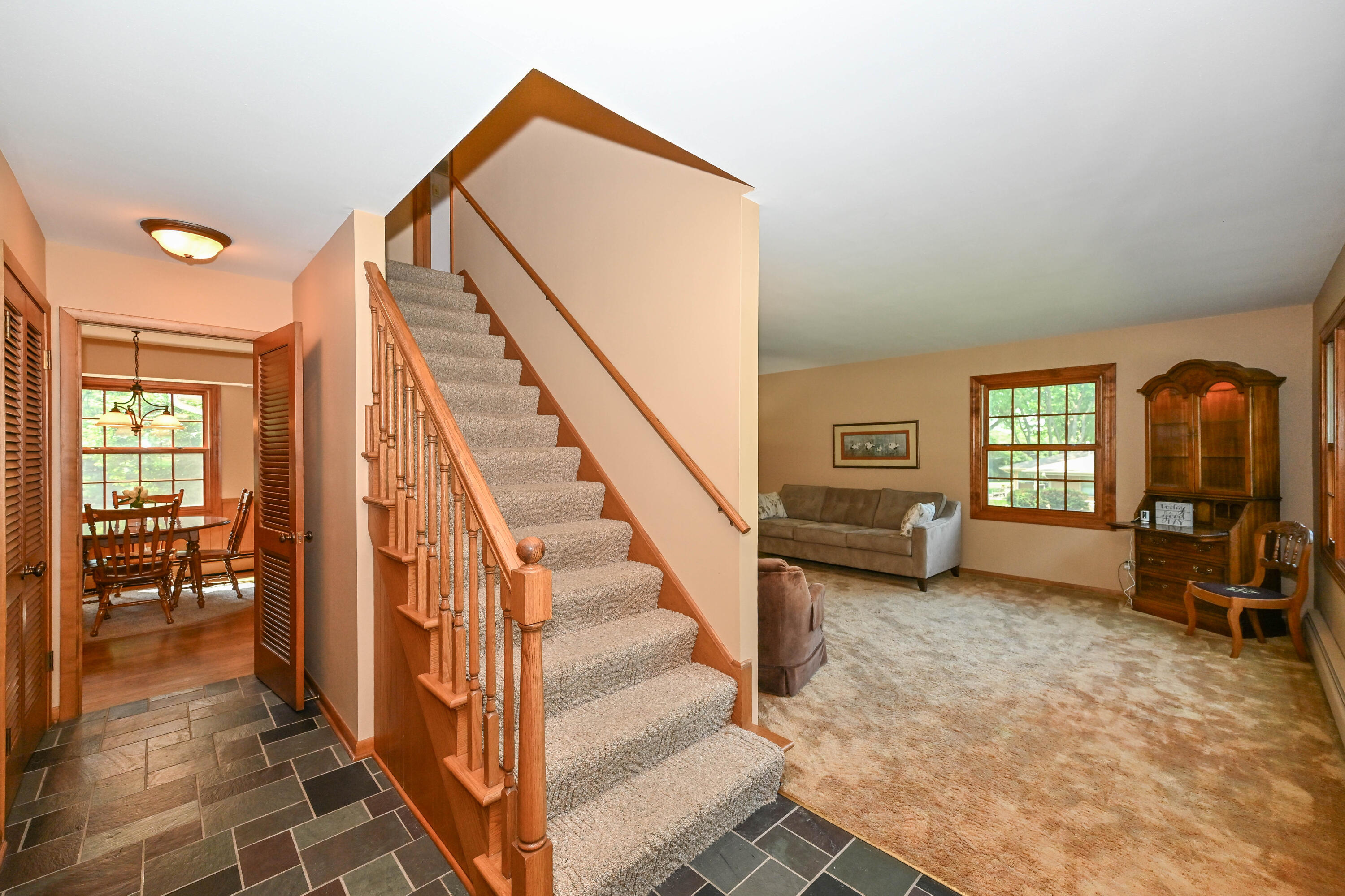 8081 Fielding Ln