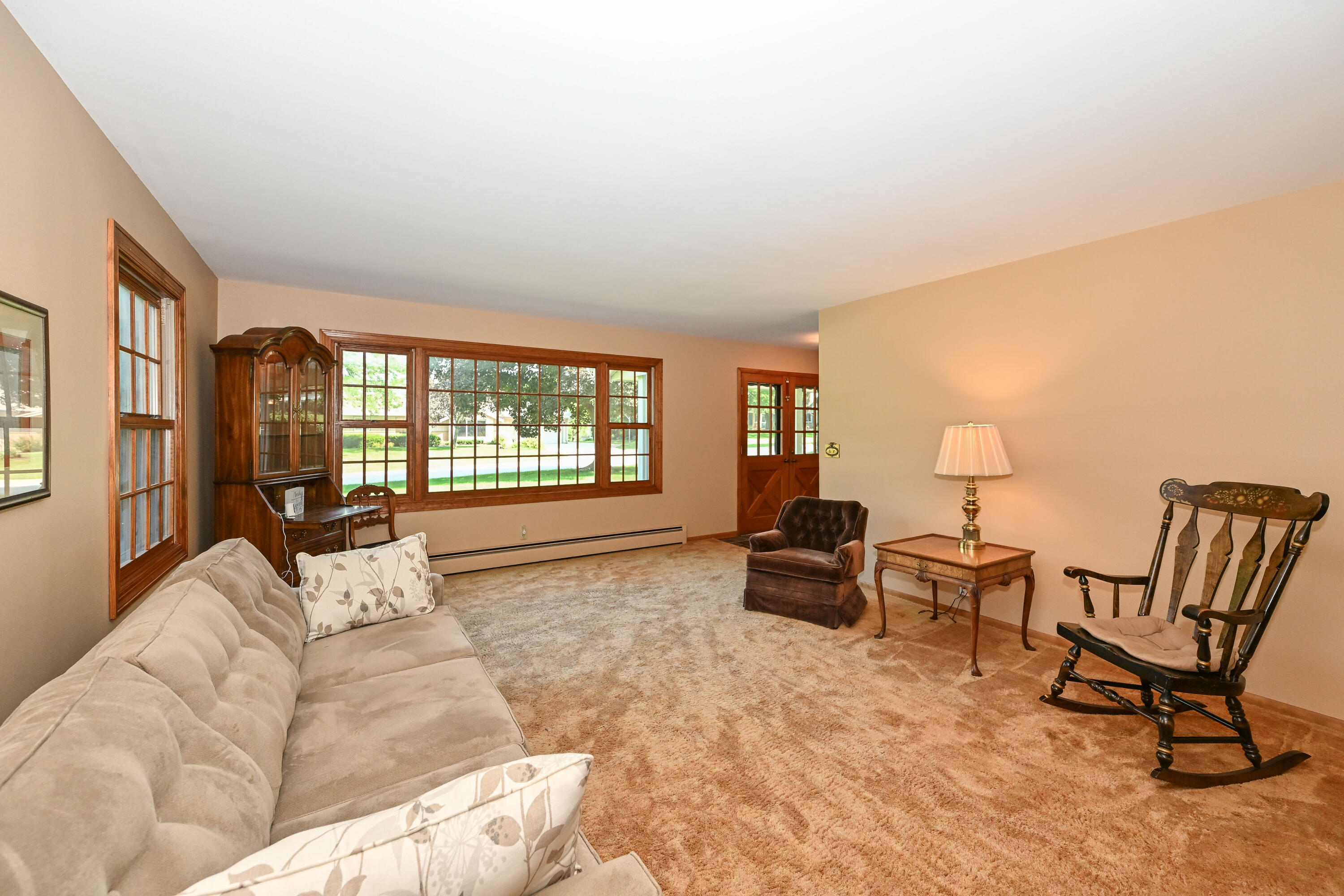 8081 Fielding Ln