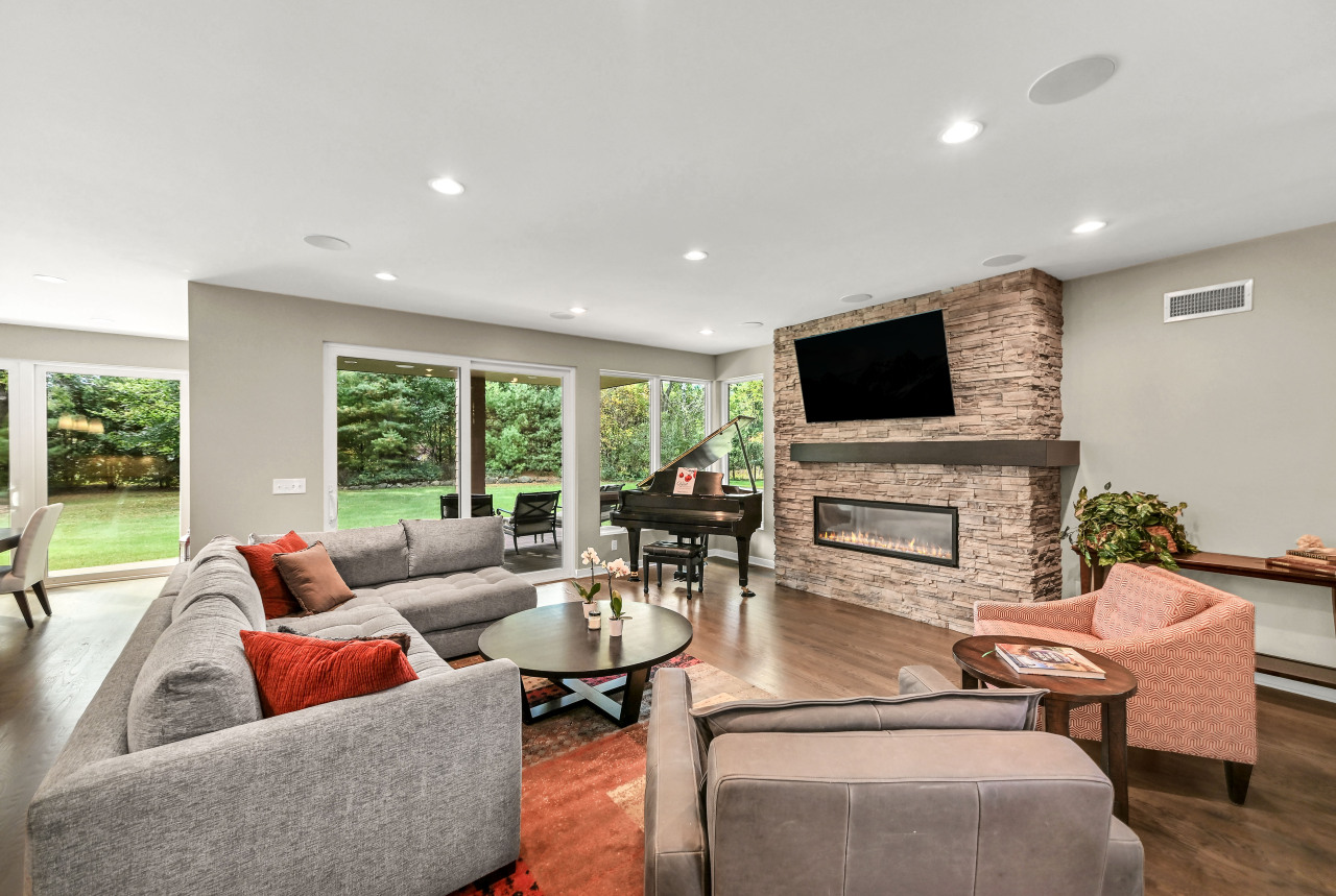 4821 W Glen Cove Ct