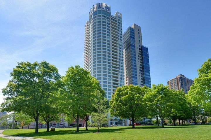 825 N Prospect Ave Unit: 2802