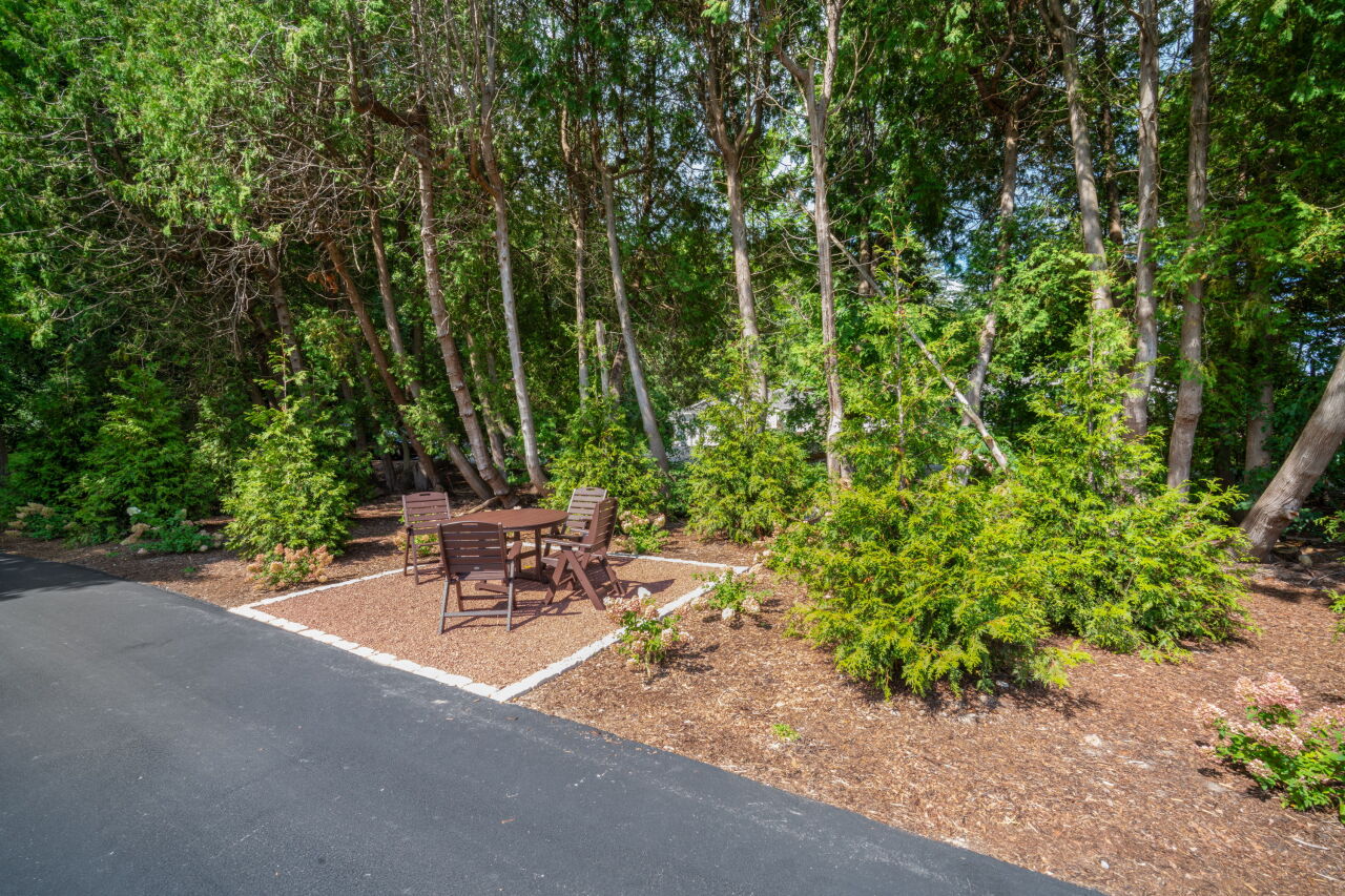 8045 N Beach Dr