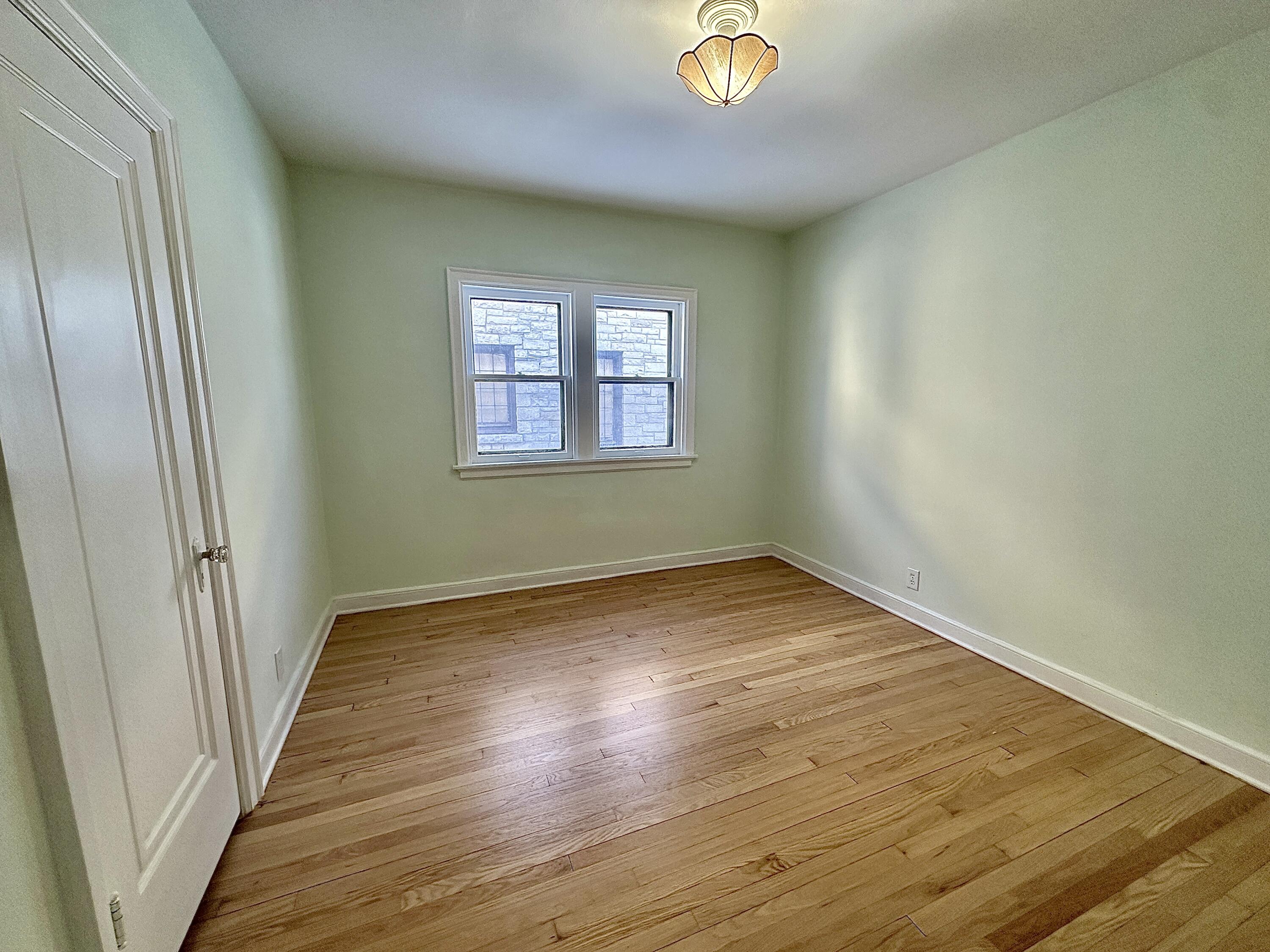 3125 N 48th St Unit: 3127