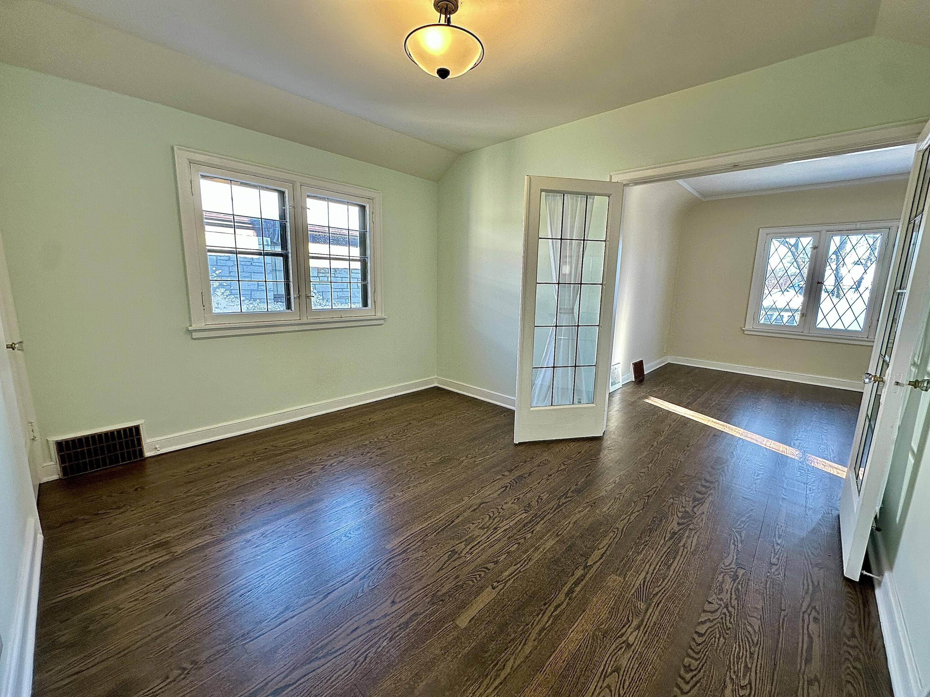 3125 N 48th St Unit: 3127